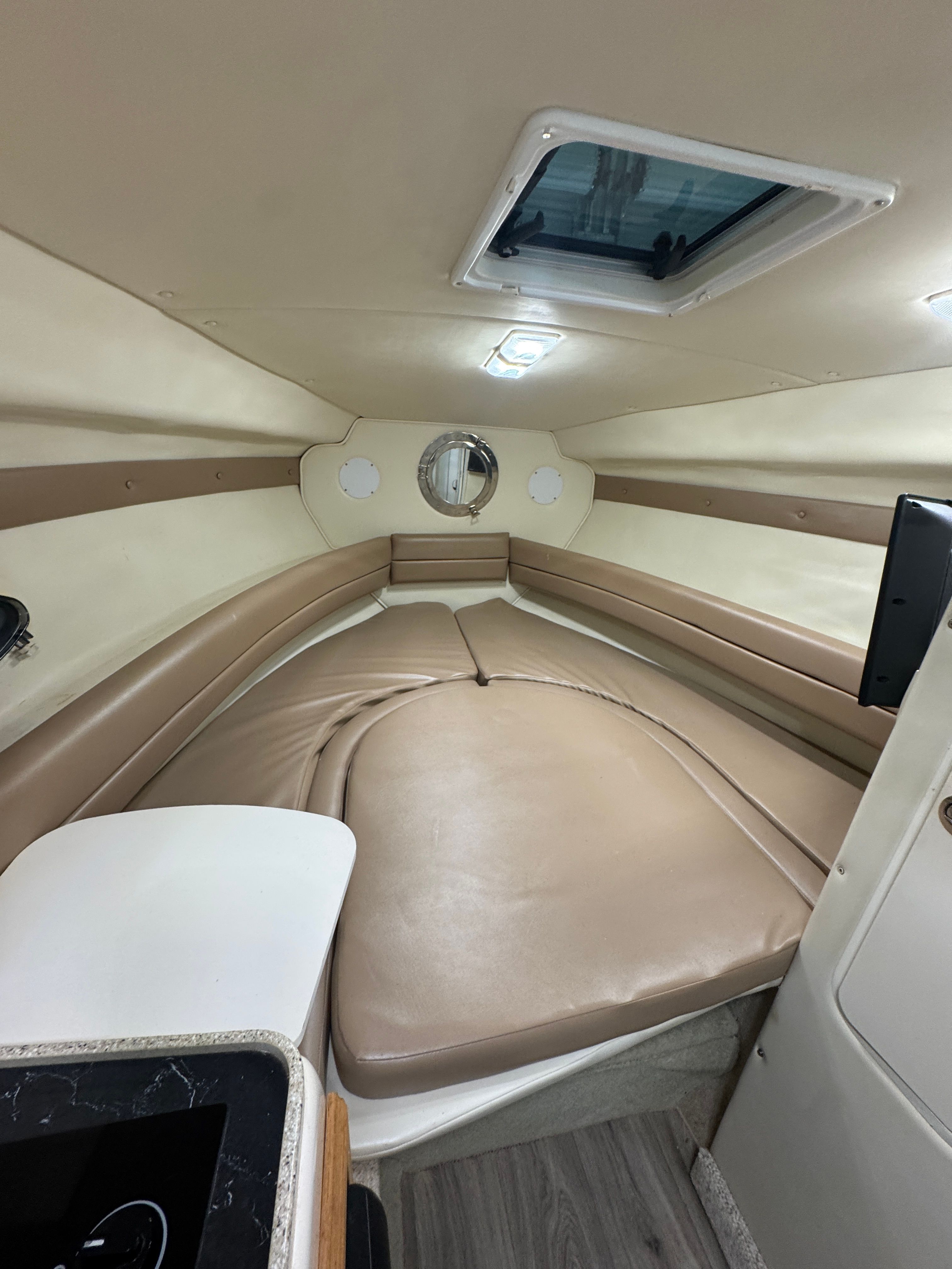 2000 Rinker Fiesta Vee 270 - 15