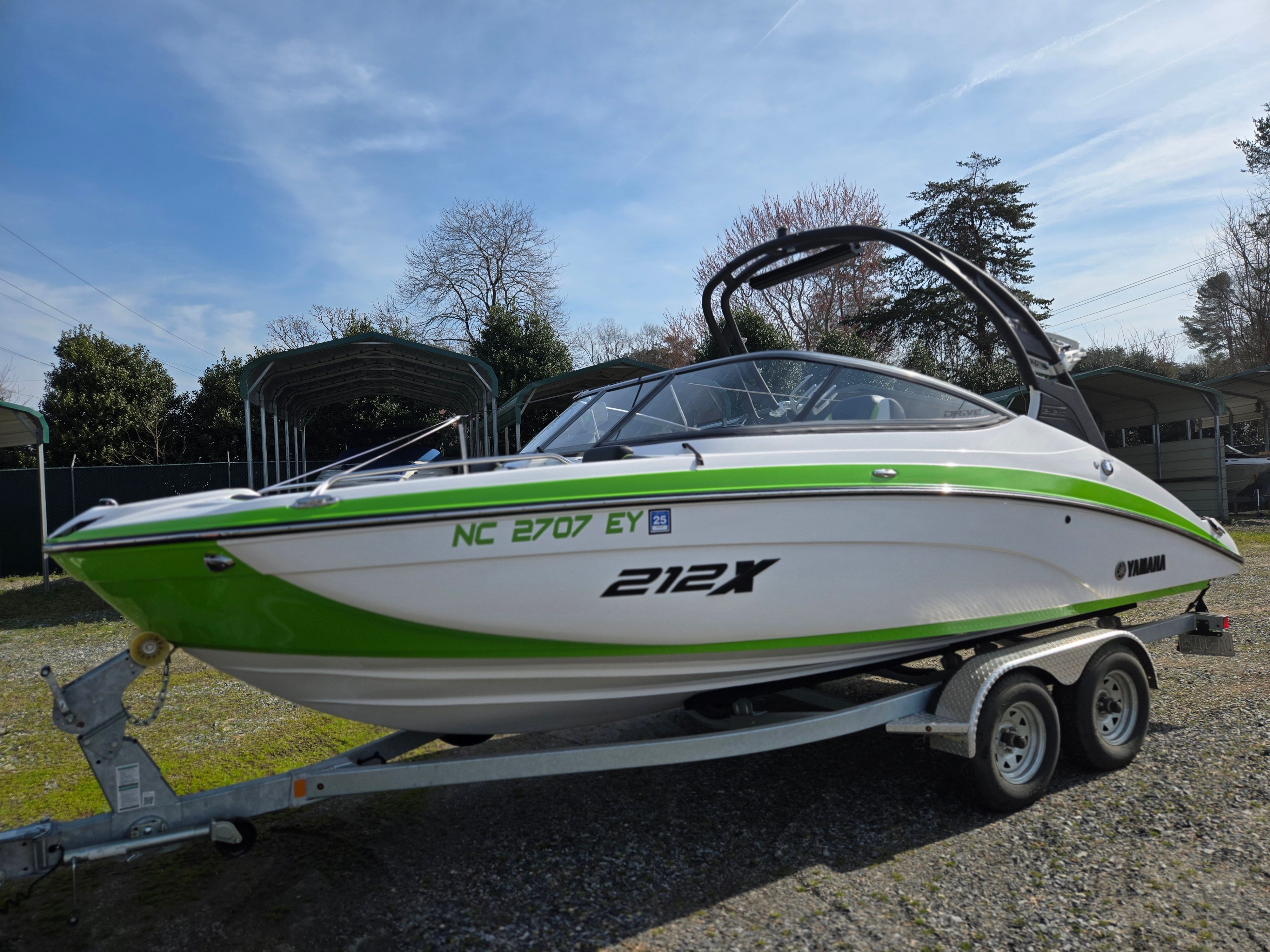 2022 Yamaha Boats 212XD - 4