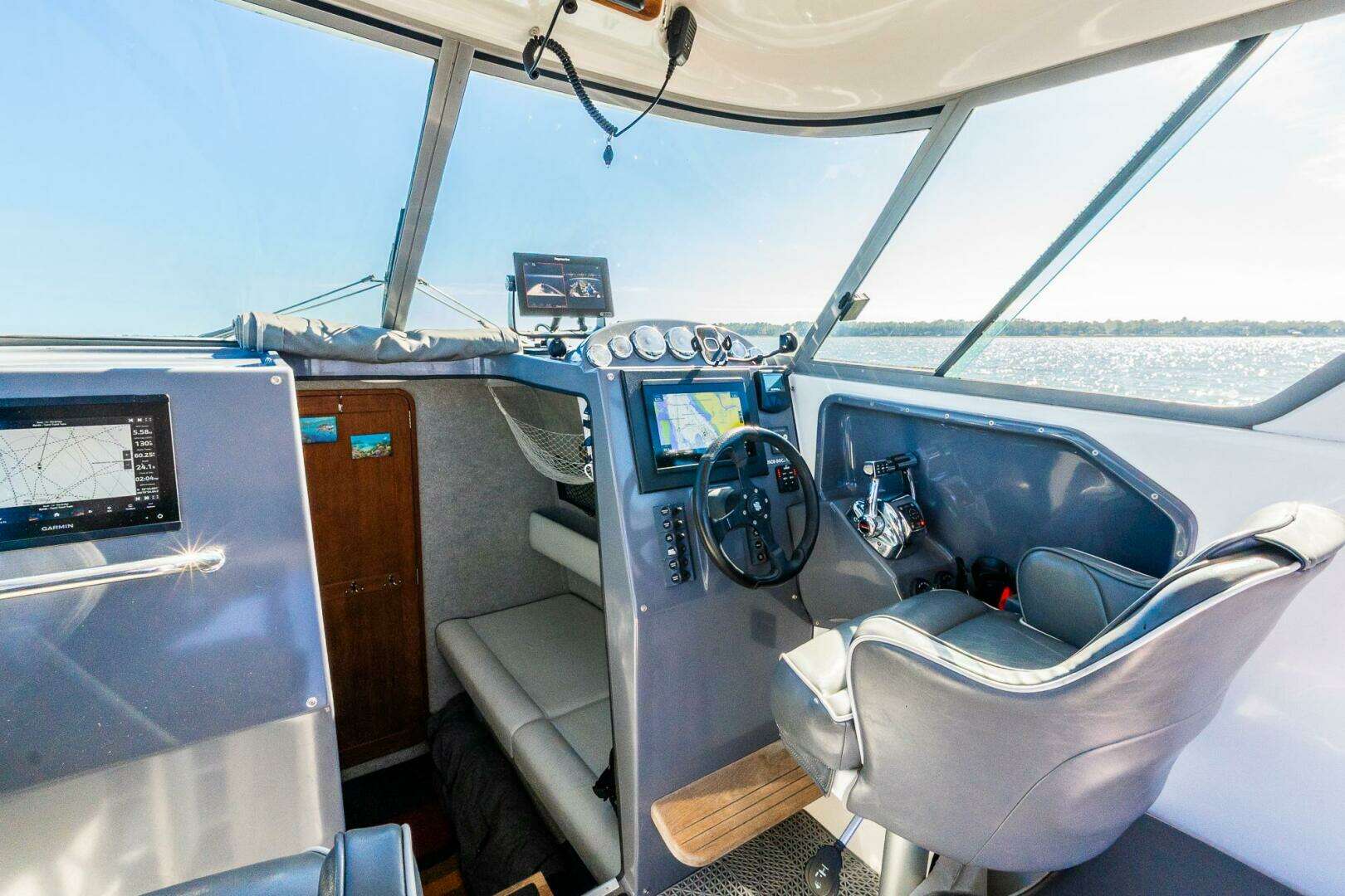 2002 Protector 410 Targa - Image 18