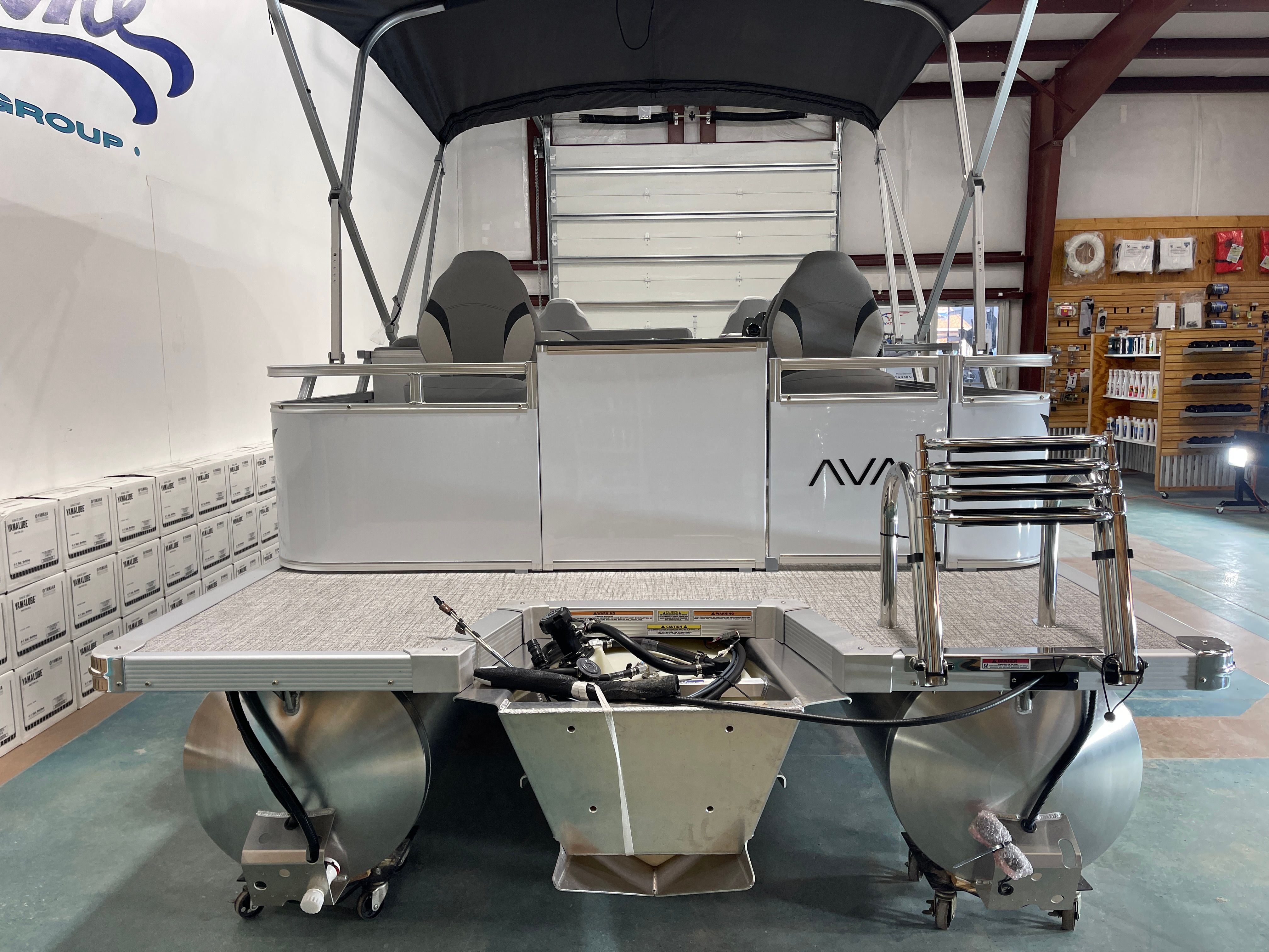 2026 Avalon Venture Quad Fish - 19' - 8