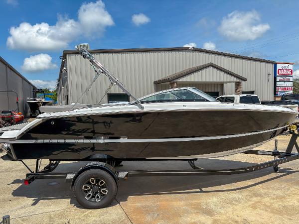 2023 Four Winns H1