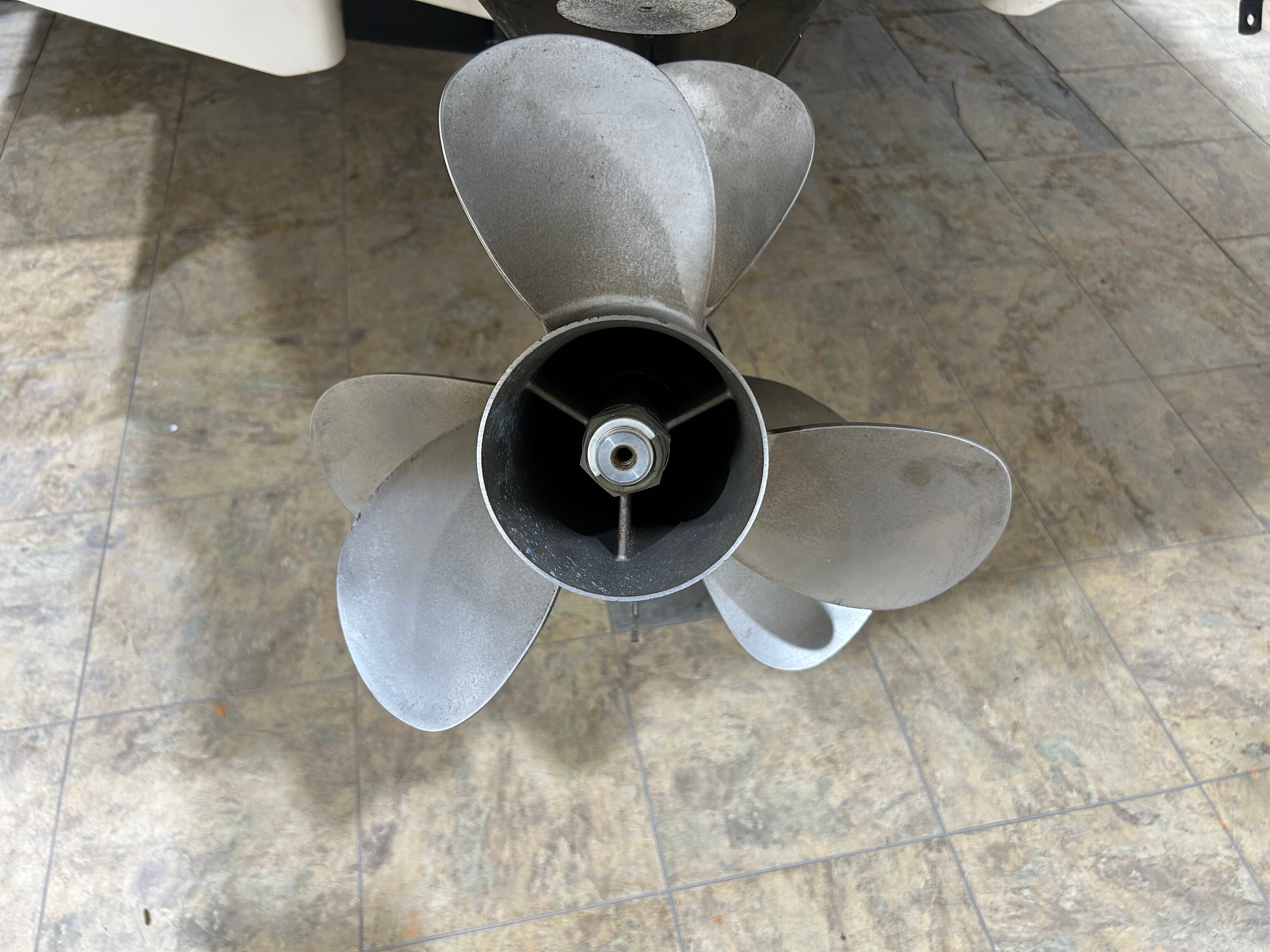 2007 CHAPARRAL 256 SSI - Image 27