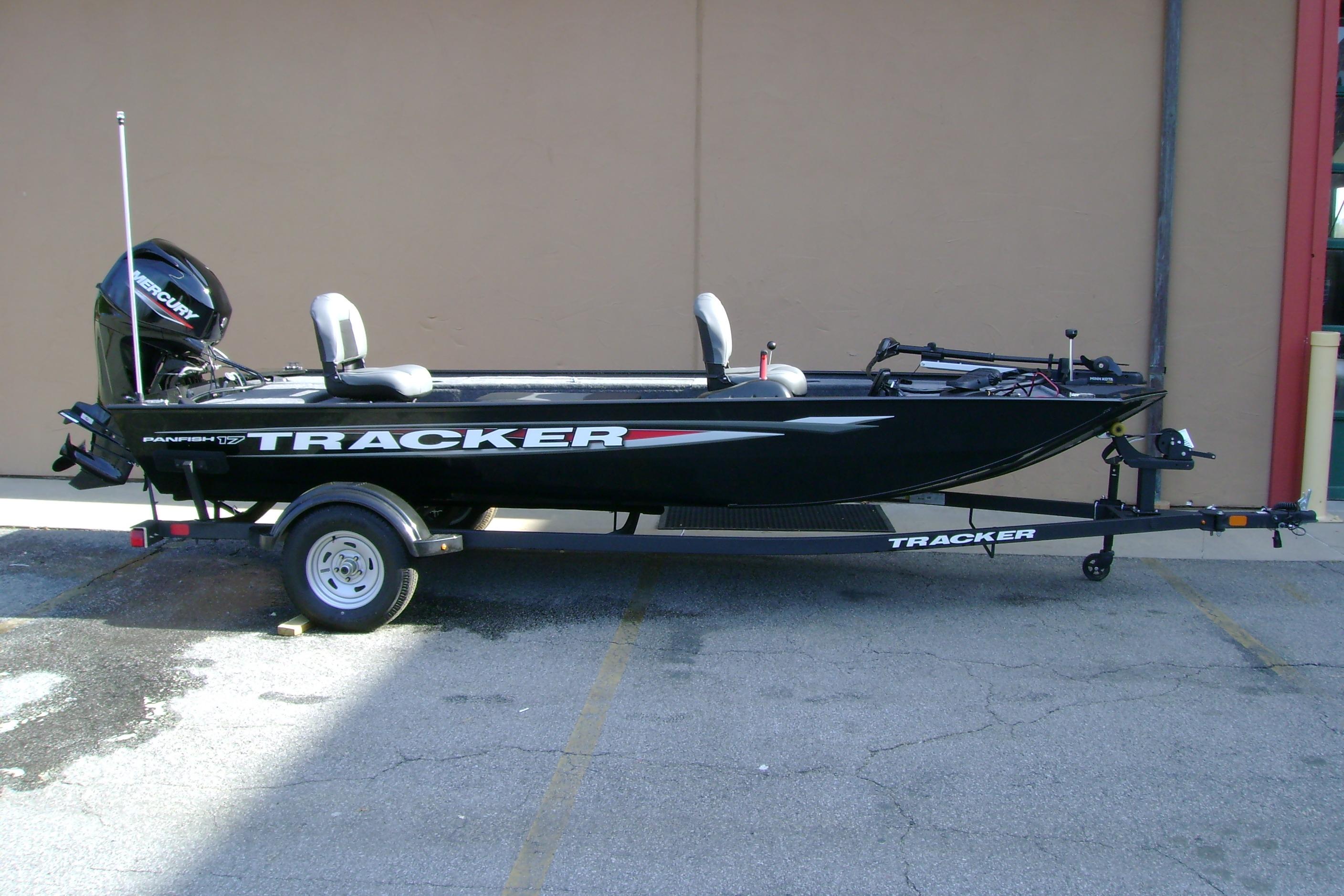 2026 Tracker Panfish 17