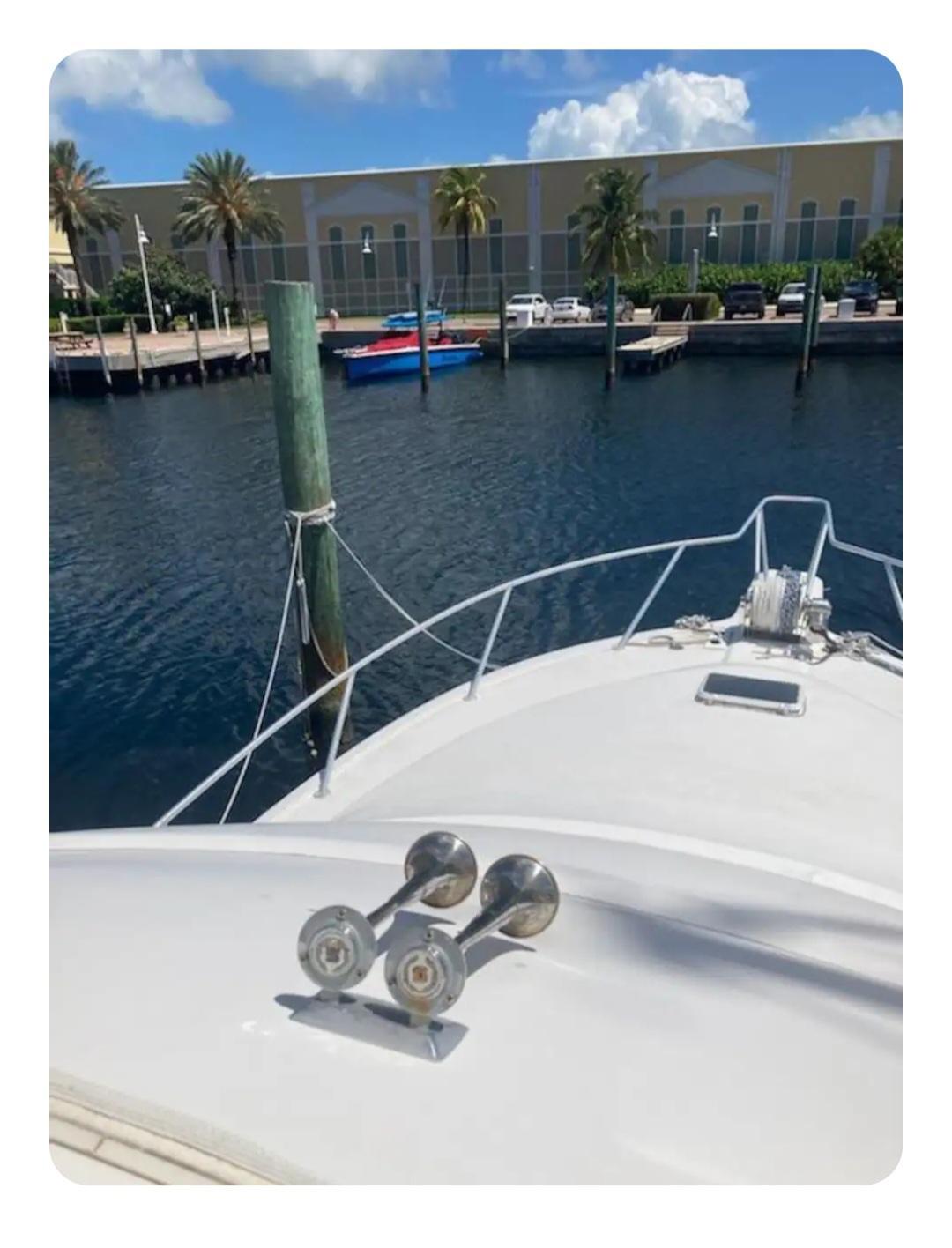 1998 Ocean Yachts 40 Sport Fish - 3