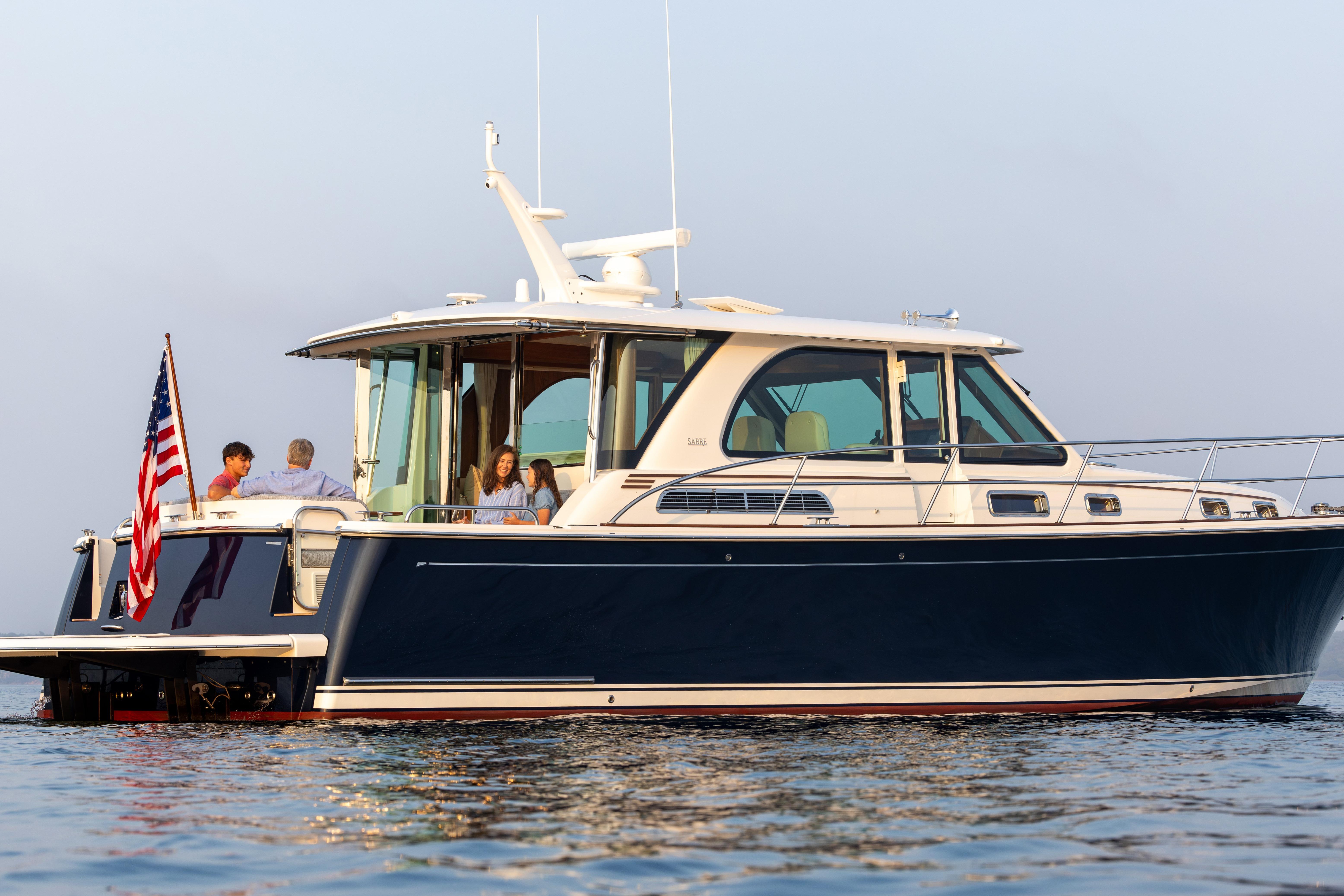 2027 Sabre 45 Salon Express