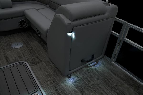2024 Ranger Reata 223F - 51