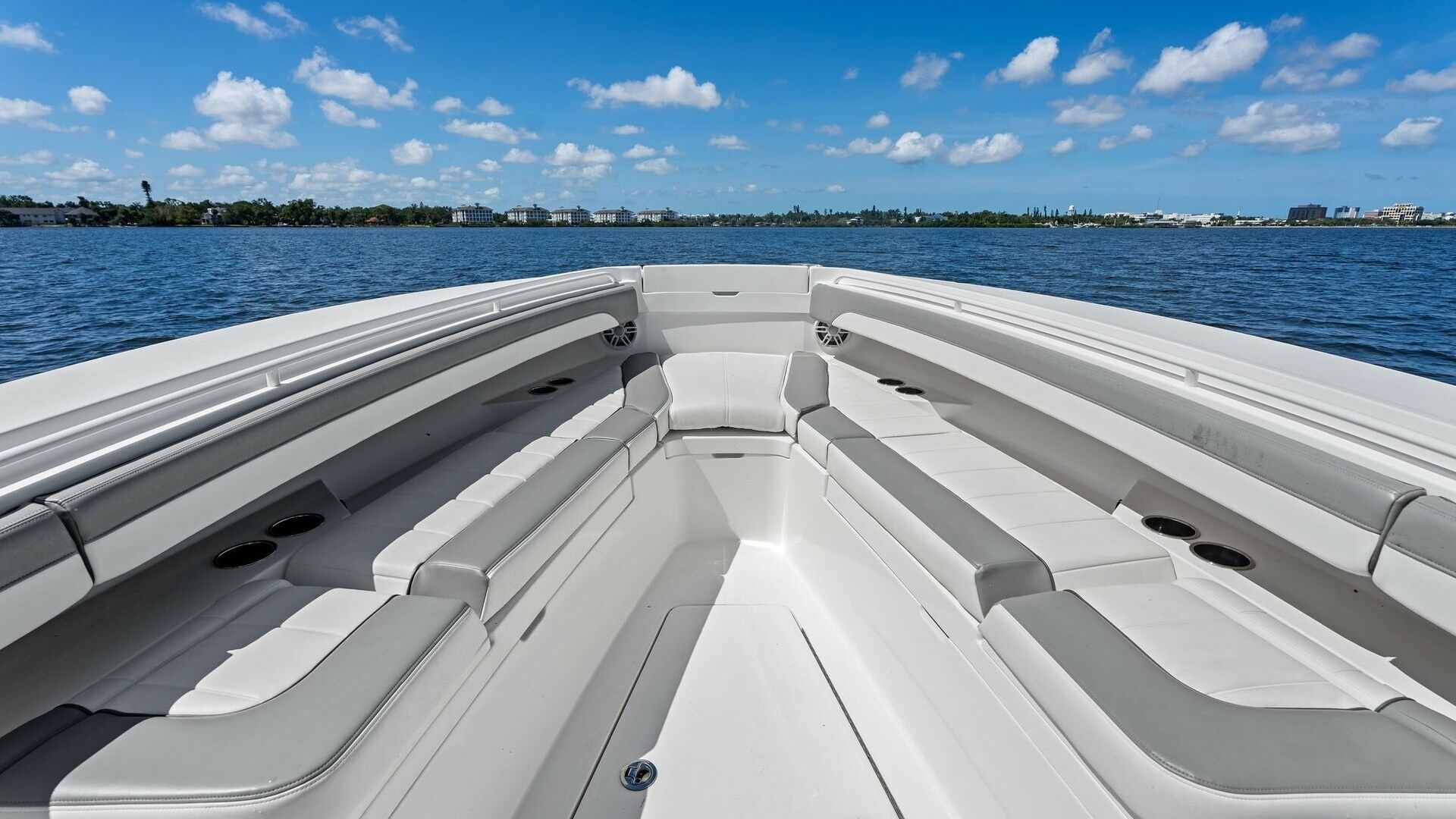 2022 Regulator — - Image 6