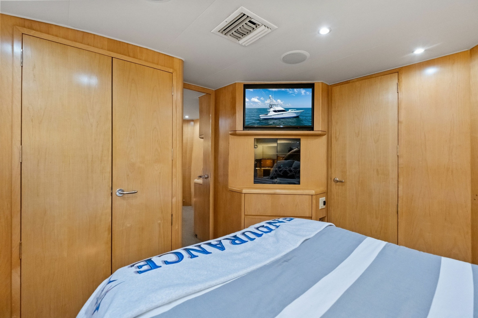 1998 Hatteras Sport Fisherman - Image 25