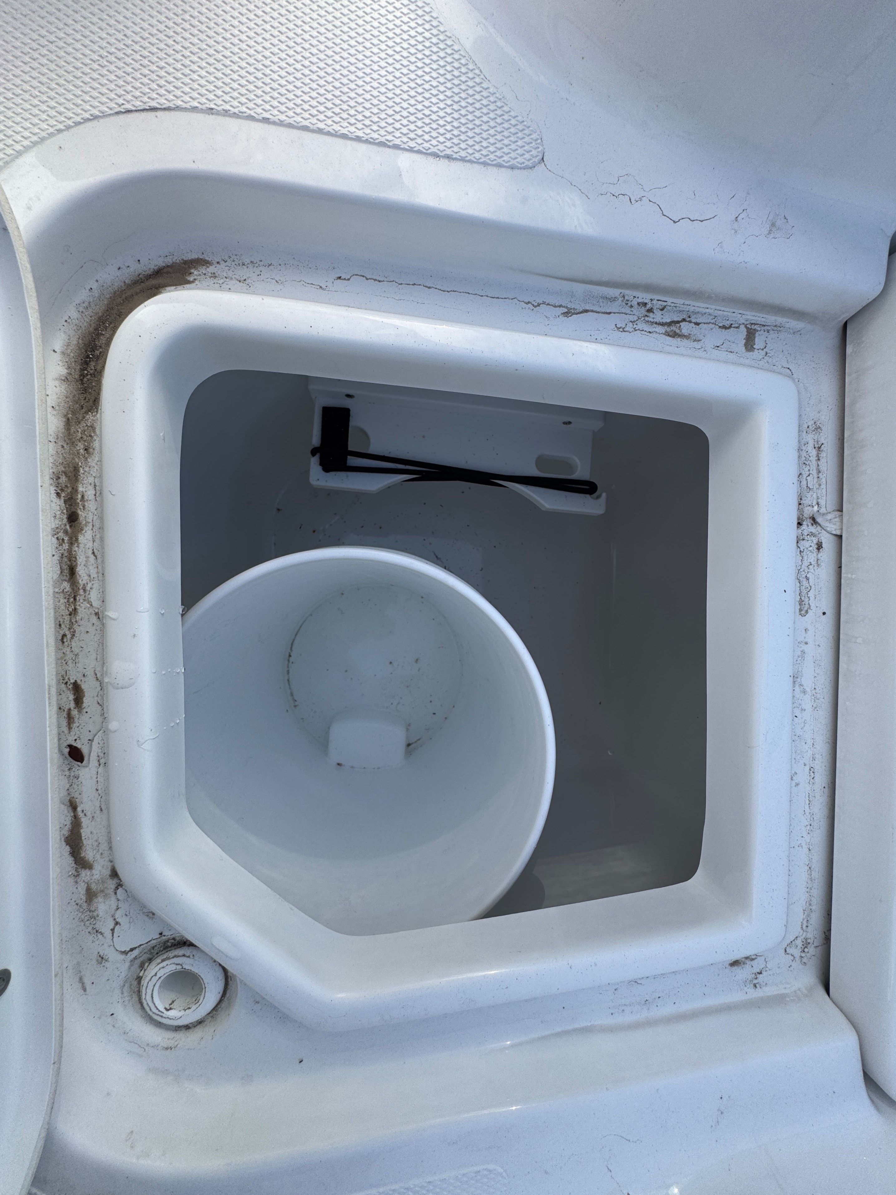 2026 Sea Hunt Gamefish 28 Forward Seating - 31