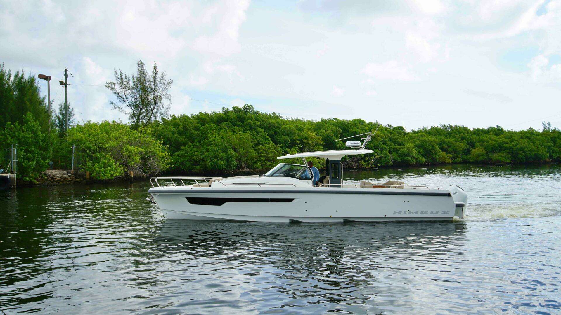 2024 Nimbus Tender 11 - Image 3