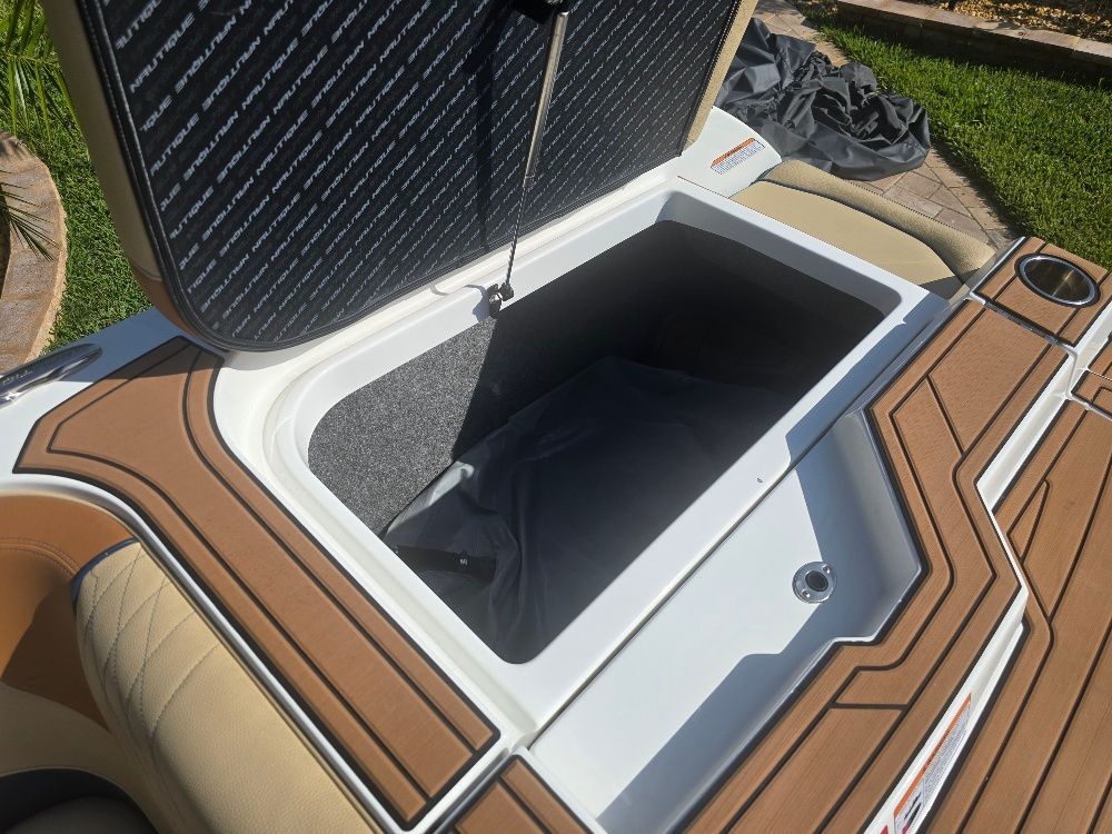 2020 Nautique GS24 - 23
