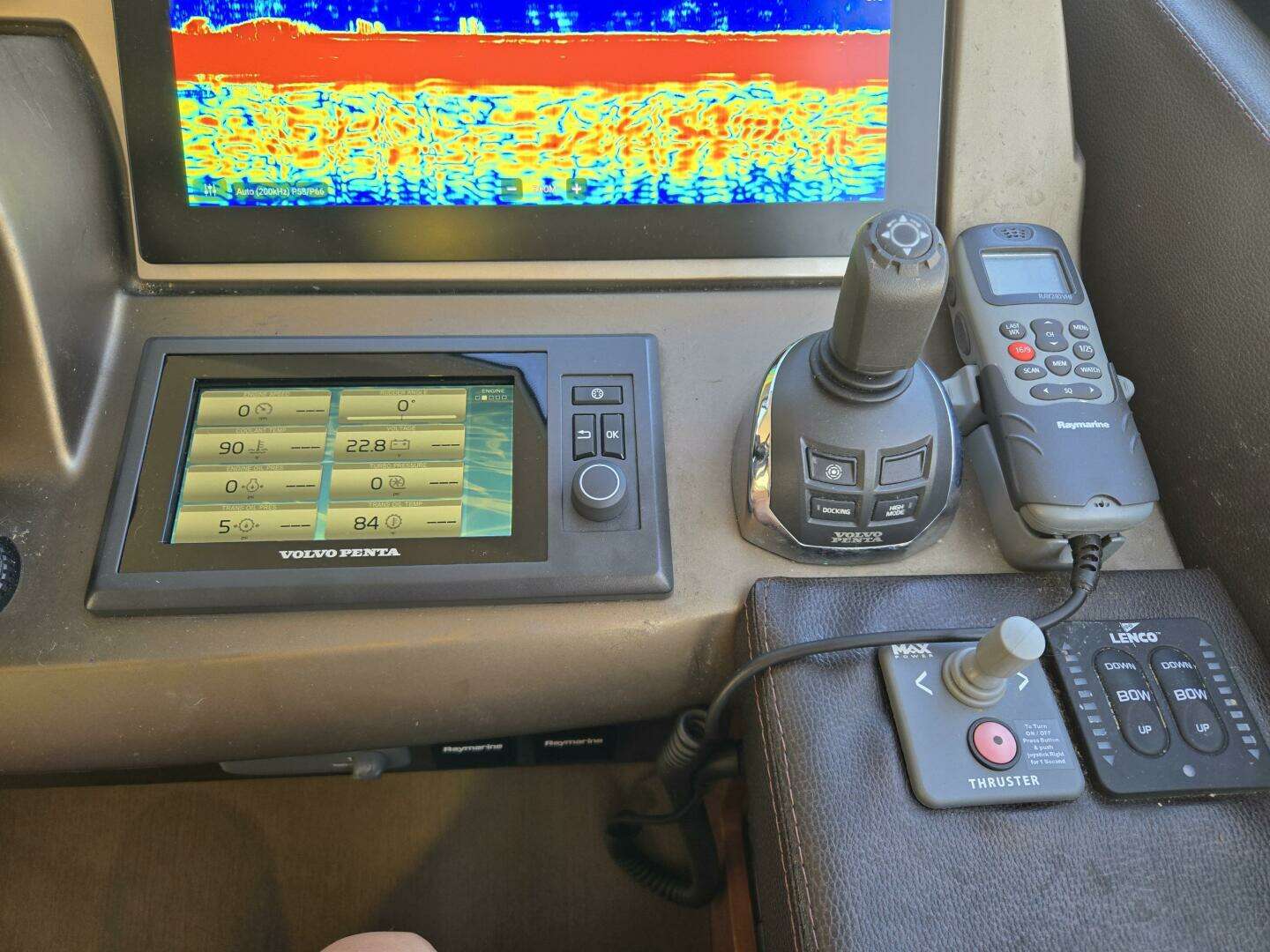 2013 Prestige 500 - Image 6