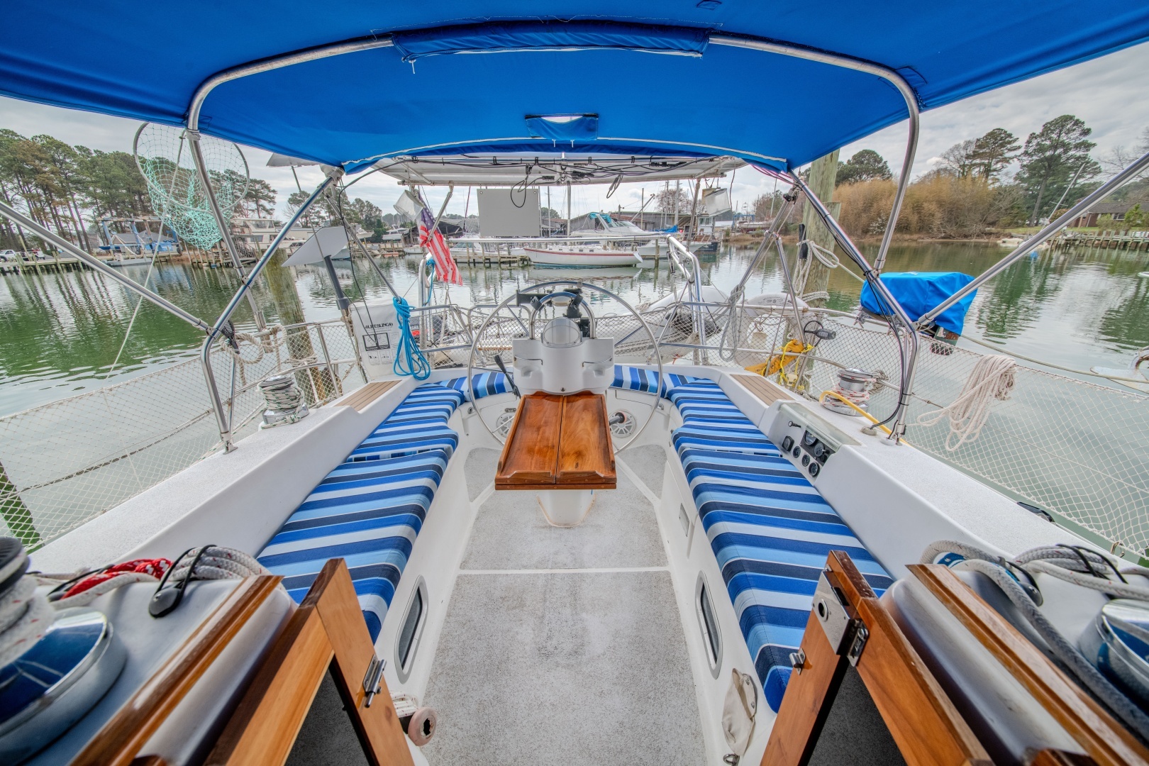2002 Beneteau 393 - Image 33