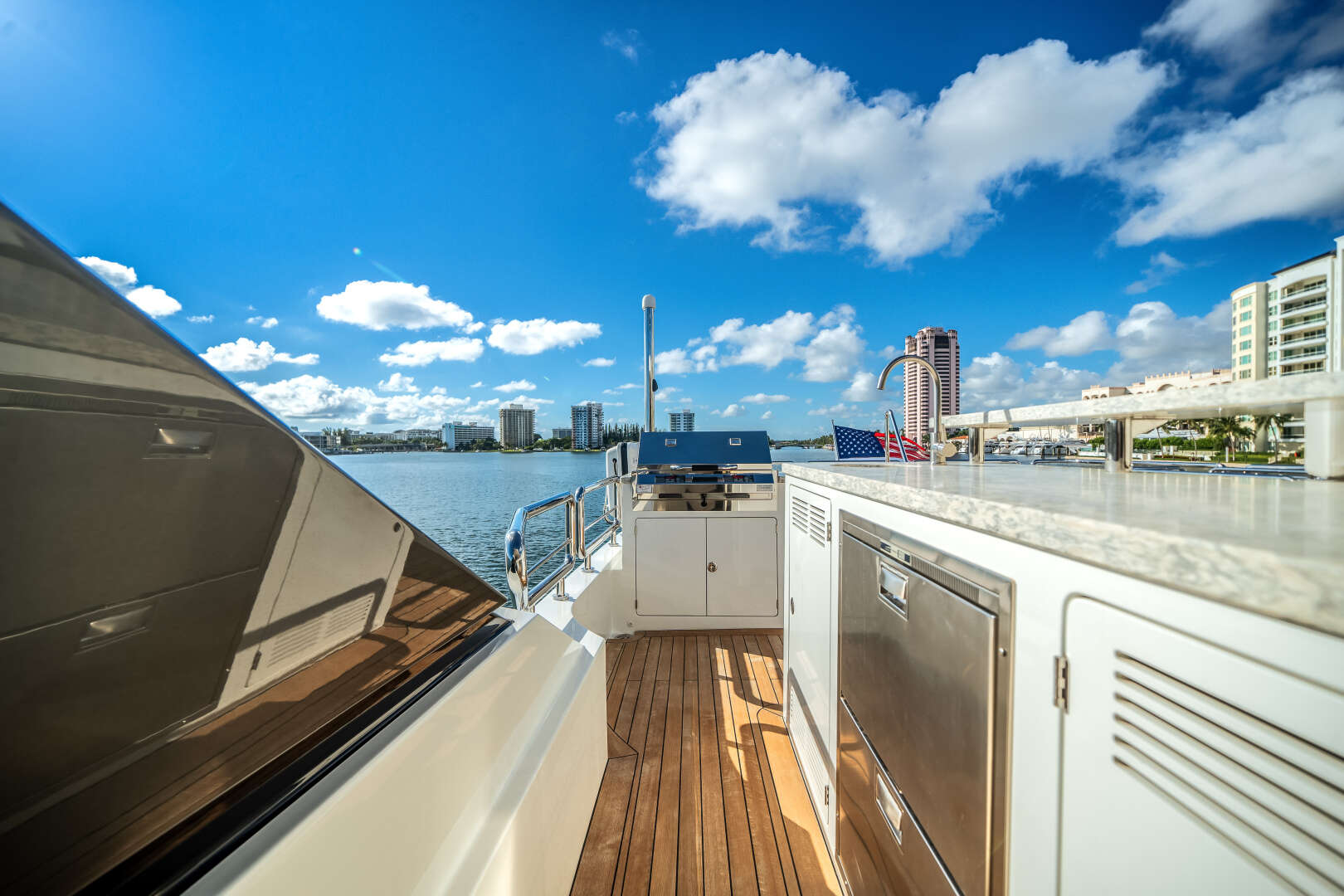 2022 Ocean Alexander 32L - Image 70
