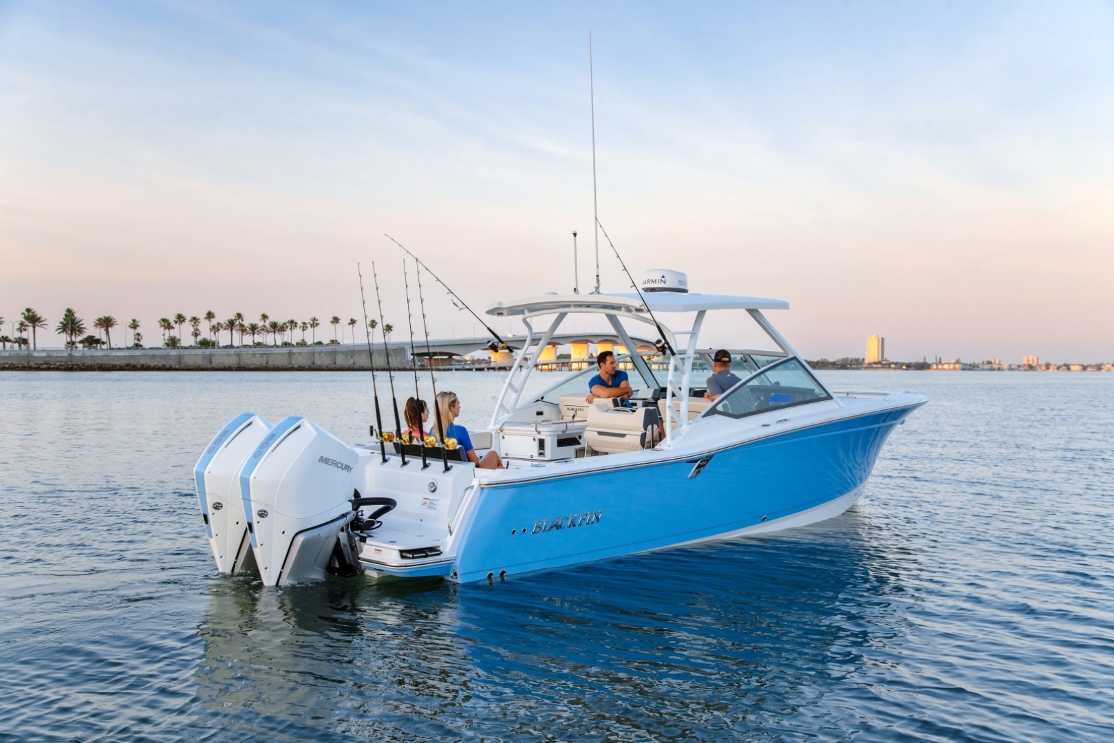 2027 Blackfin 302 DC - Image 10