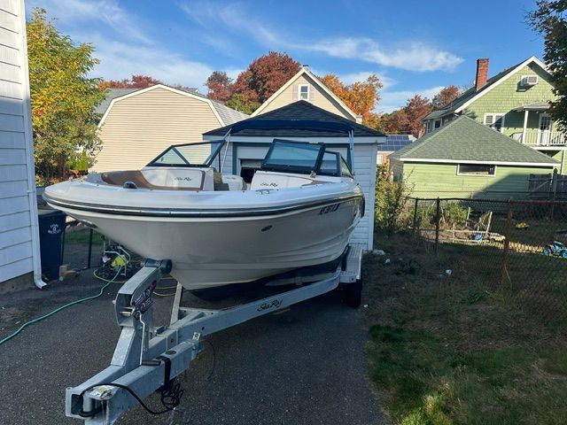 2018 Sea Ray SPX 190 - 2