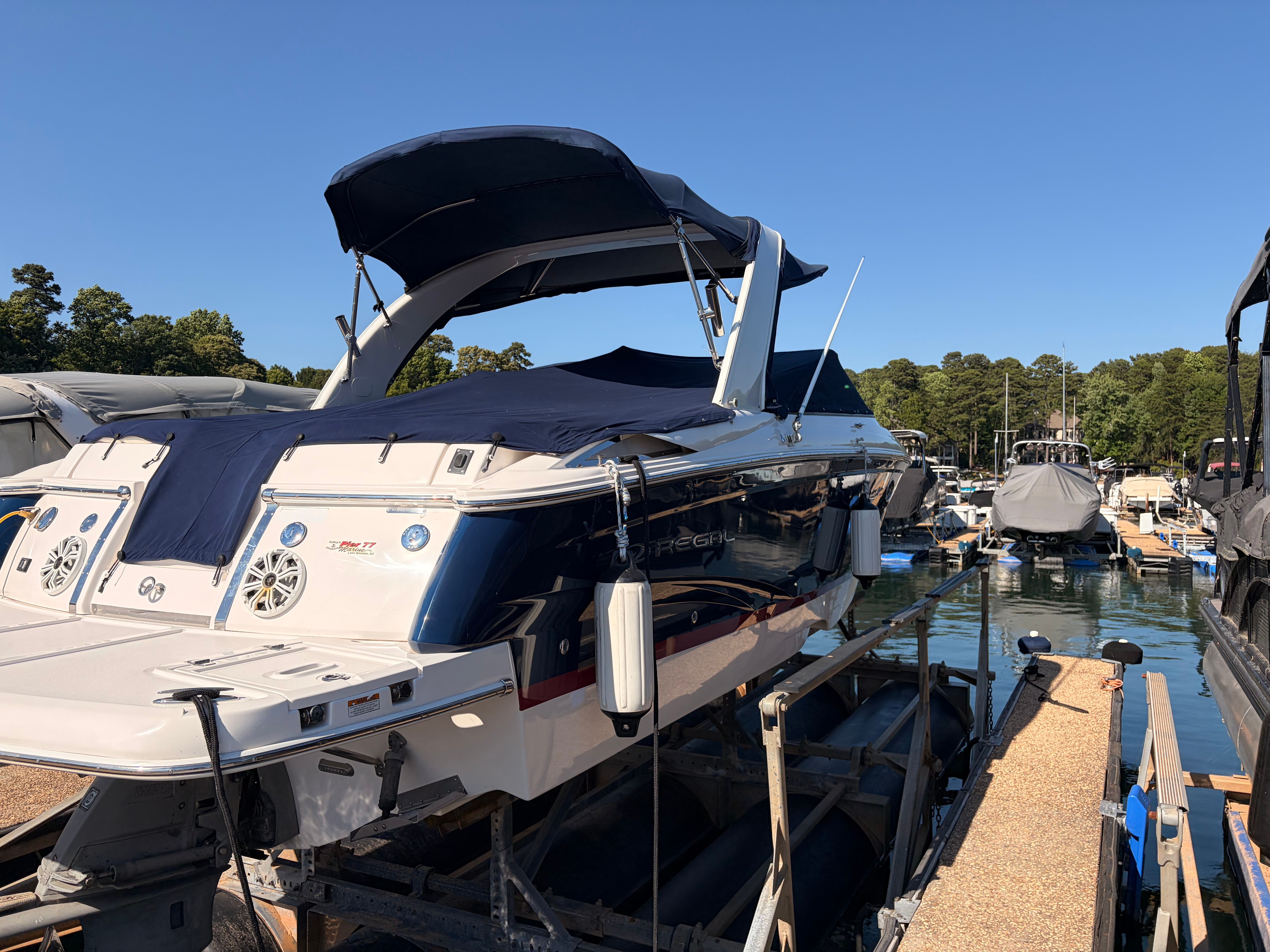 2012 Regal 2750 Cuddy - 14