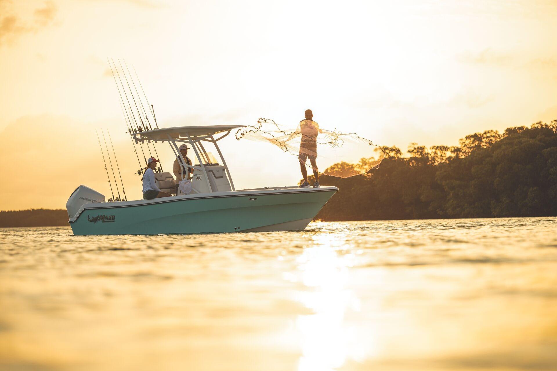 2026 Mako 226 Center Console - 40