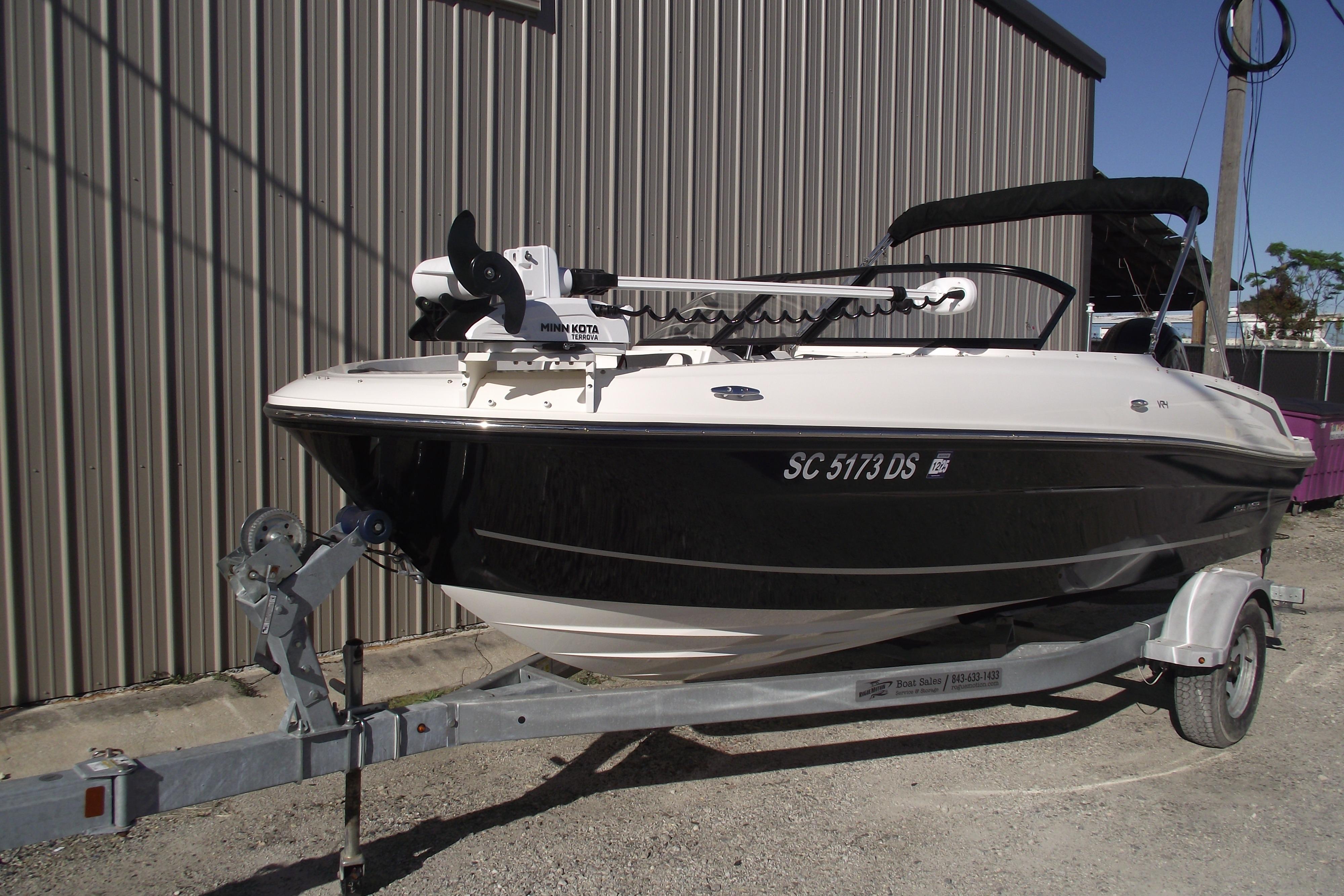 2022 Bayliner VR4 Bowrider OB on trailer.