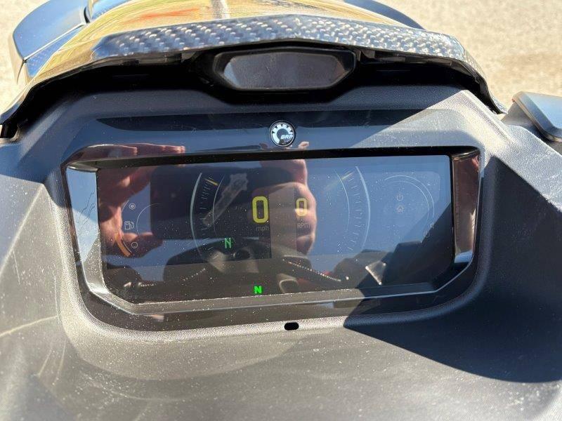 2025 Sea-Doo RXP-X 325 - 20