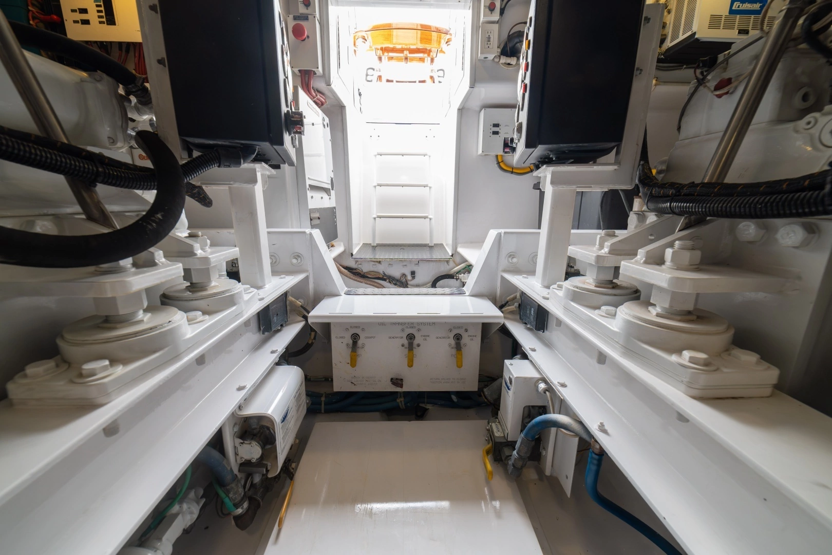 2012 Viking 60 Convertible - Image 87