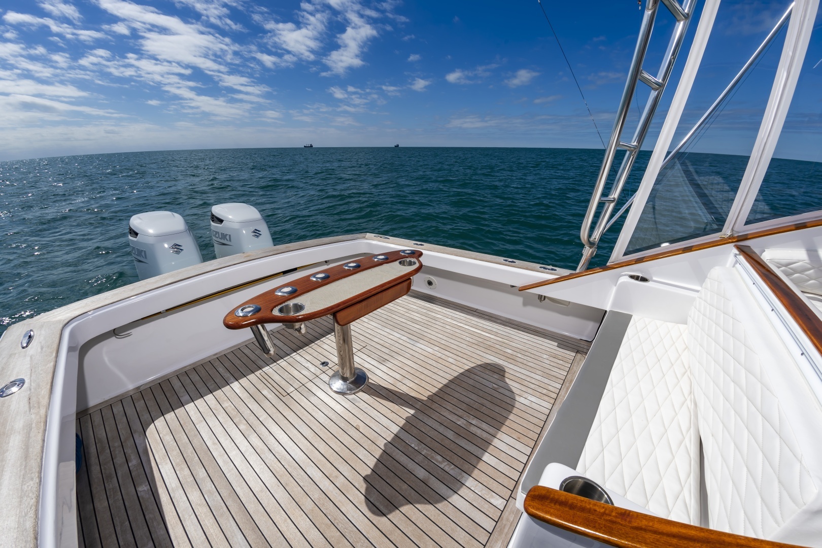 2009 Custom Carolina 36 Express - Image 13
