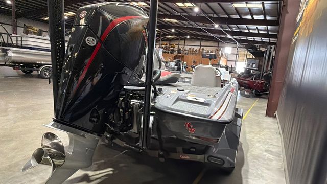 2026 Bass Cat Boats Cougar FTD W/ Mercury 250 - 6