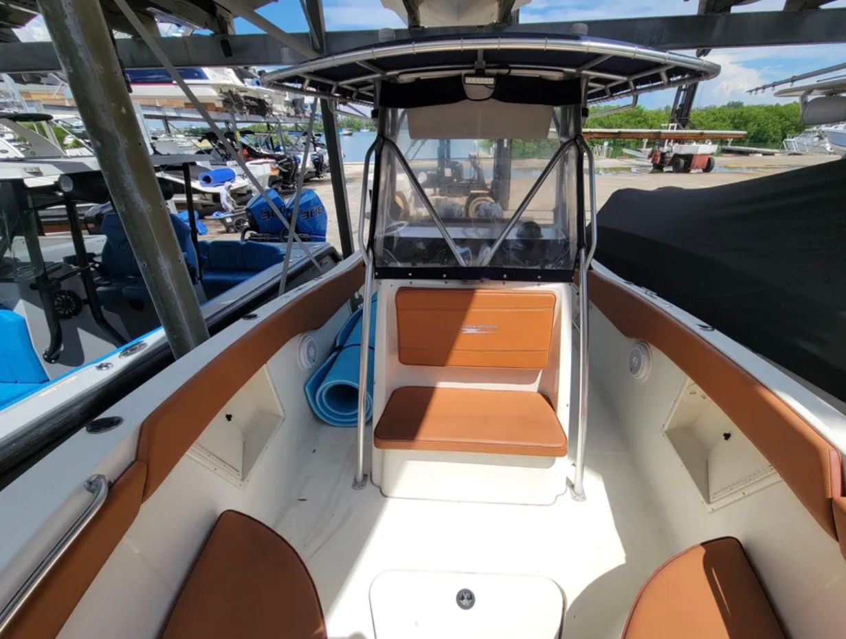 2002 Hydra-Sports 2796 - 5