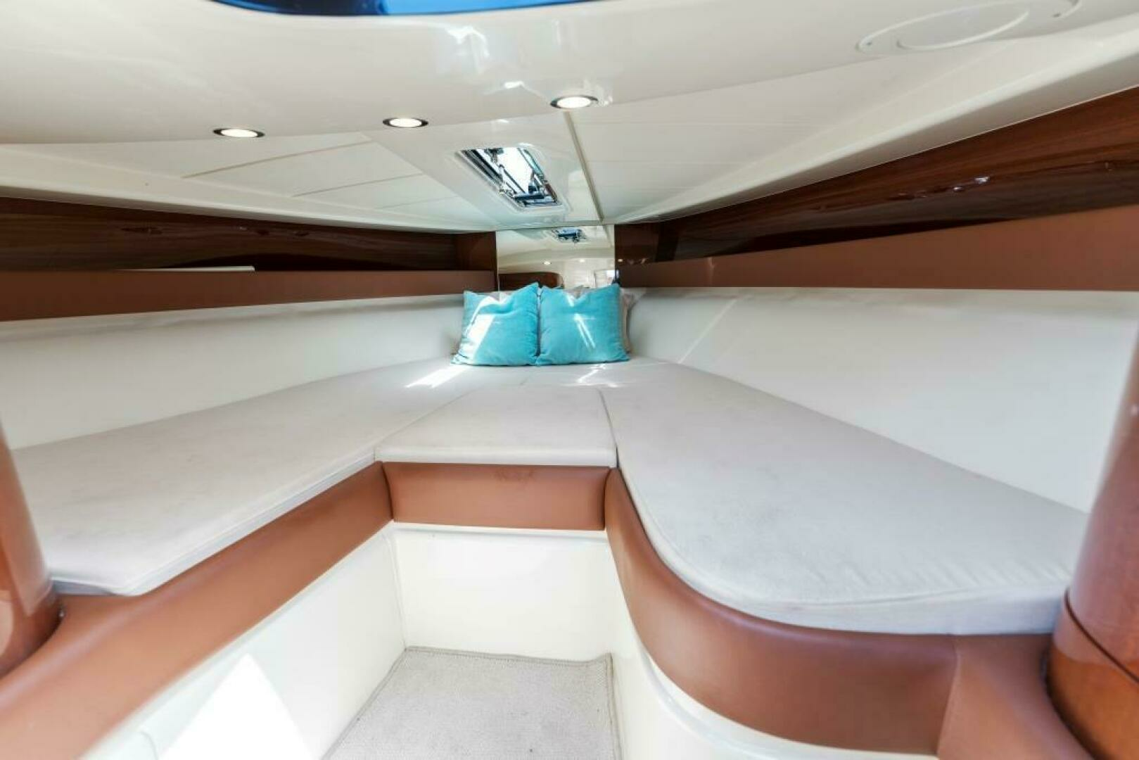 2020 Riva — - Image 21