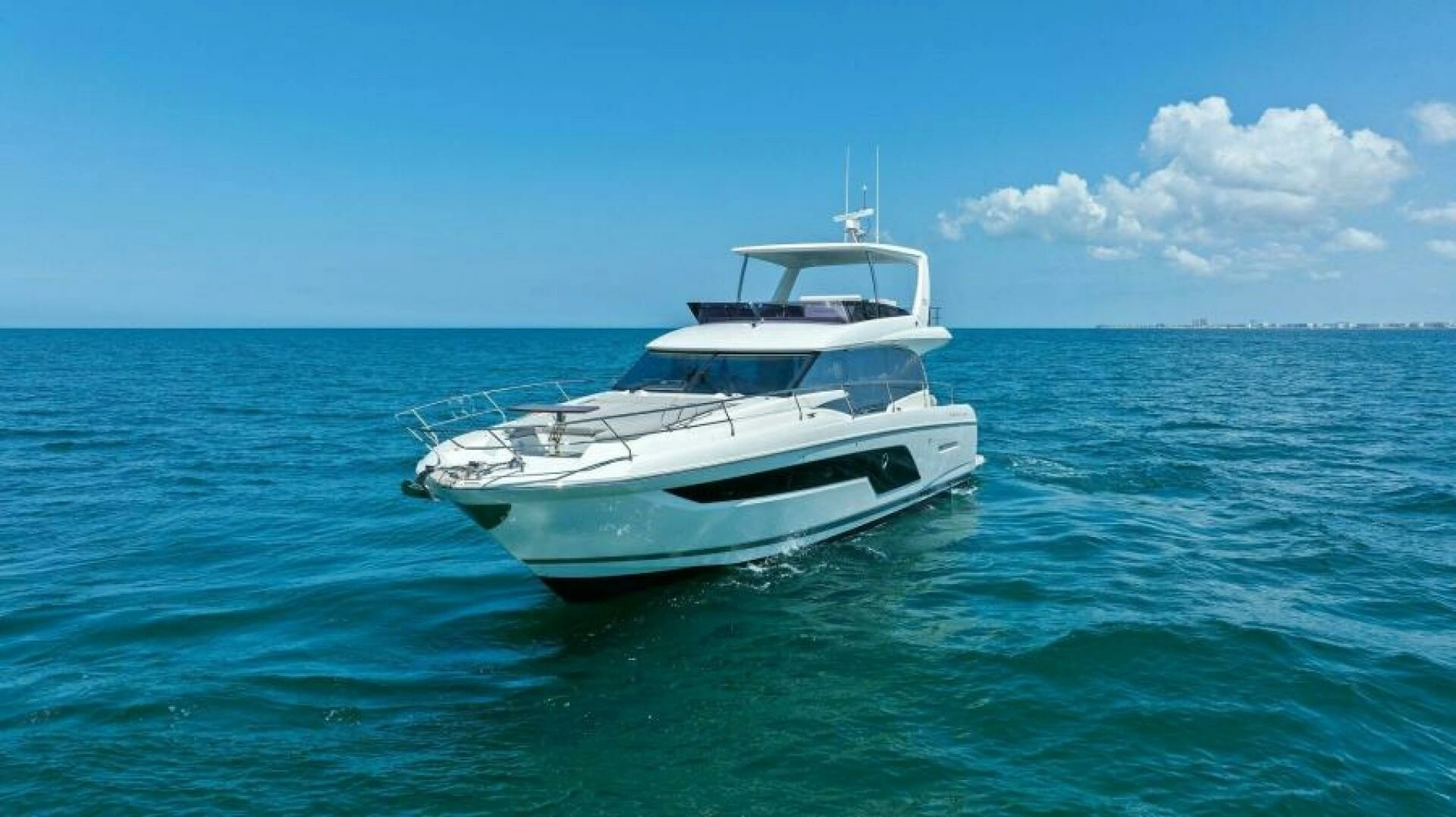 2022 Prestige 590 Flybridge - Image 61
