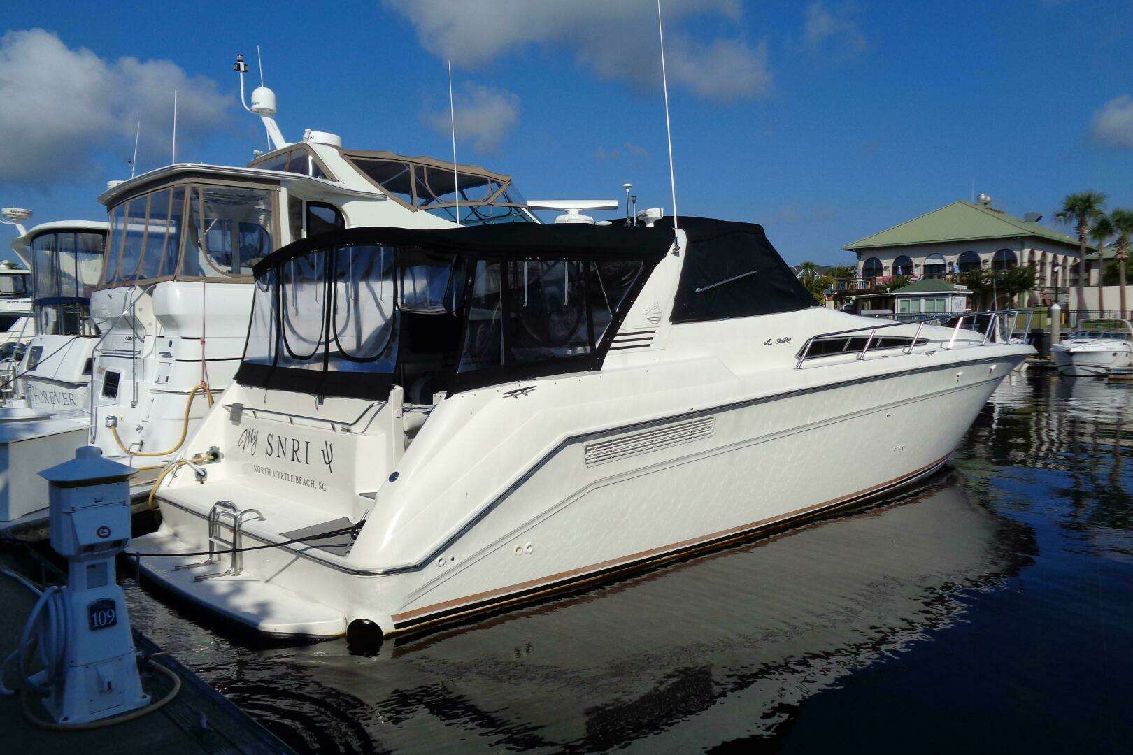1991 Sea Ray 480 Sundancer - Image 10