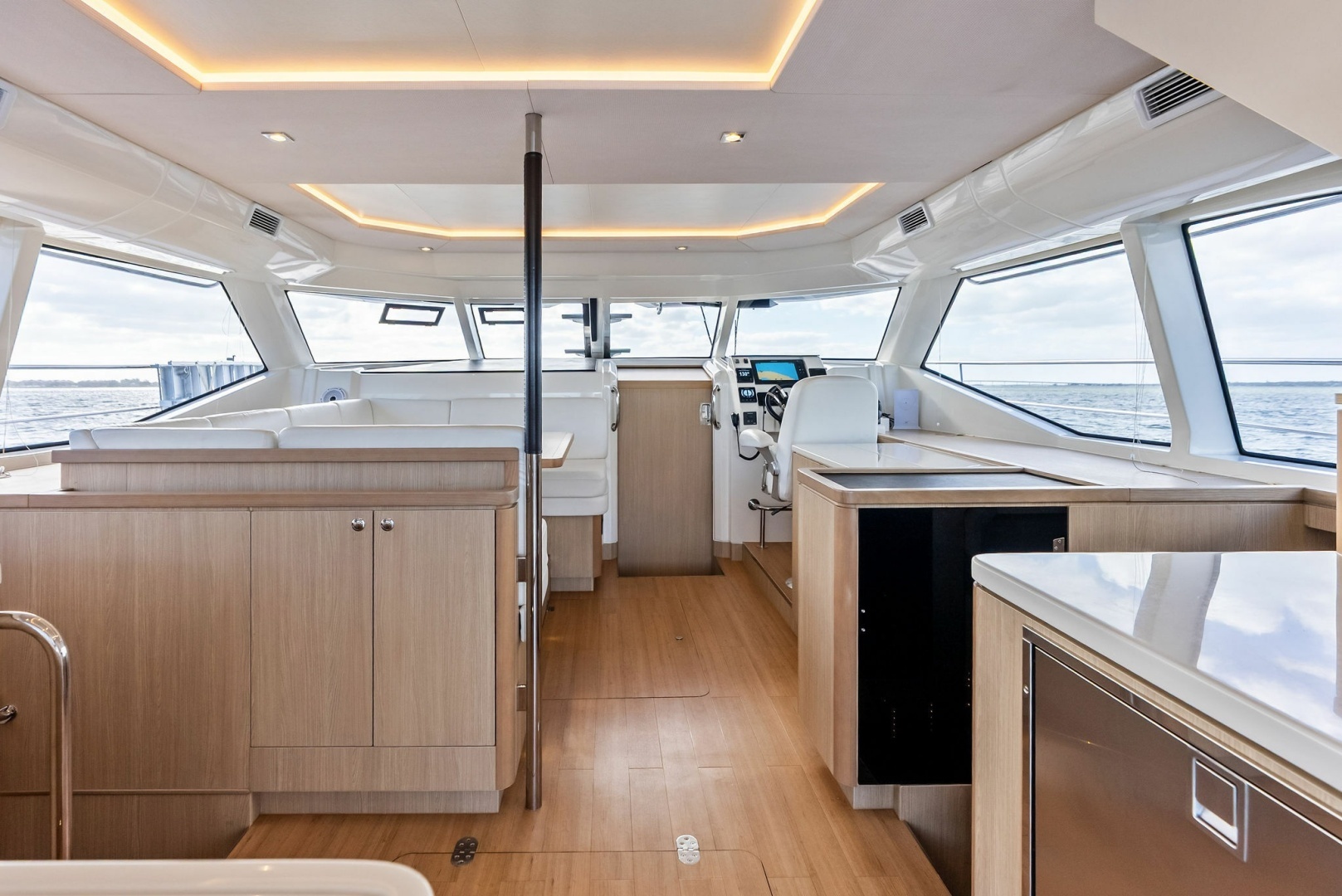 2021 Aquila — - Image 47