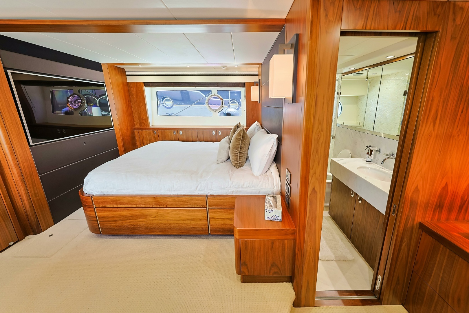 2016 Sunseeker — - Image 27