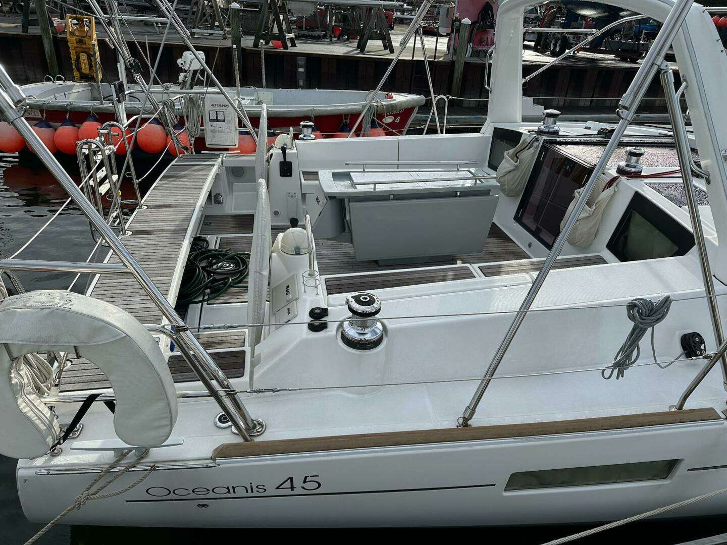 2017 Beneteau Oceanis 45 - Image 8