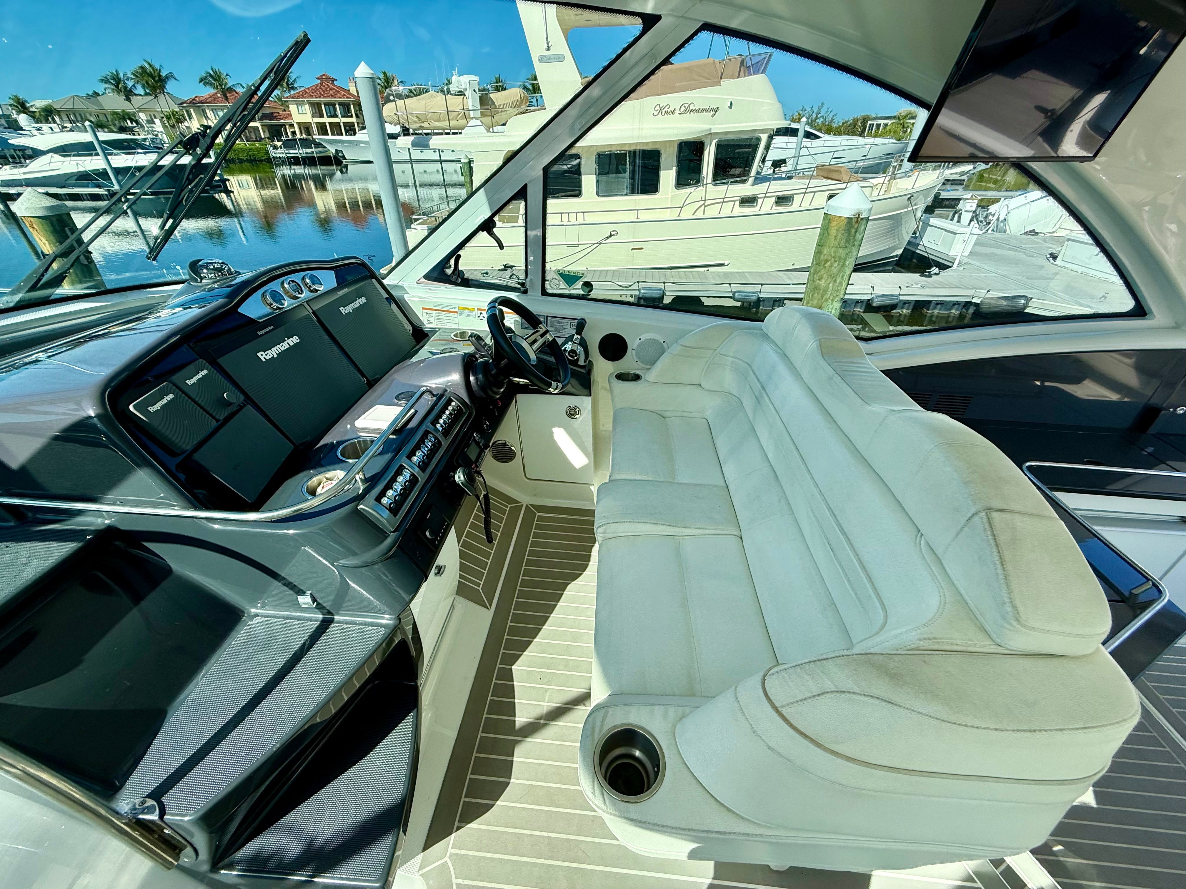 2018 Formula 45 Yacht - 35