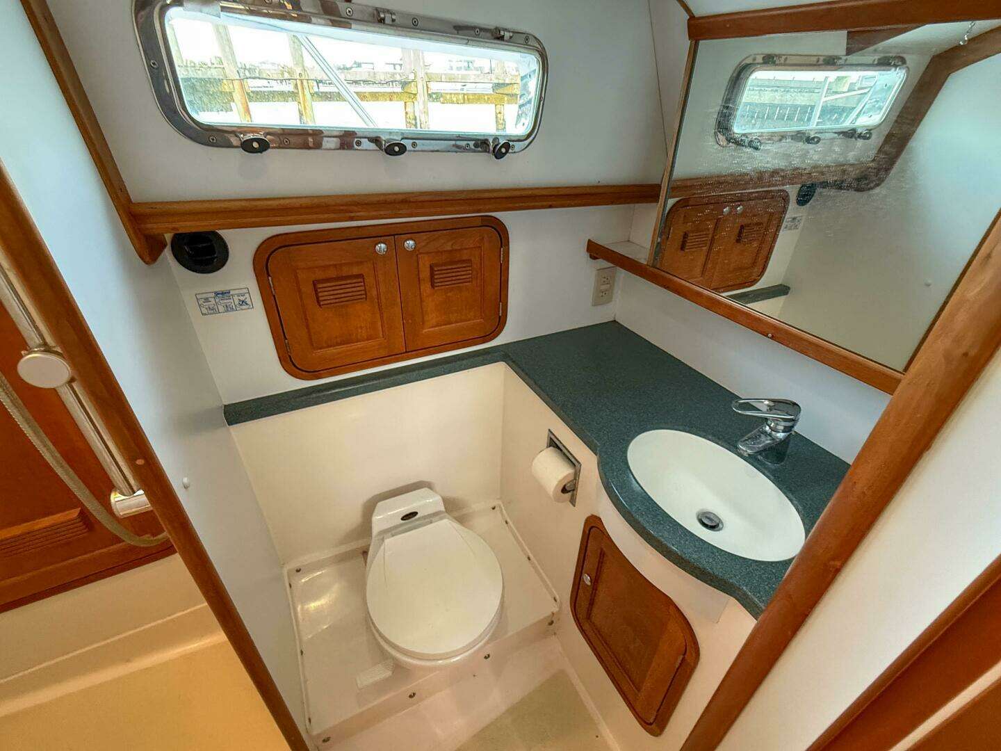 2002 Legacy 34 Express Twin Jet - Image 43
