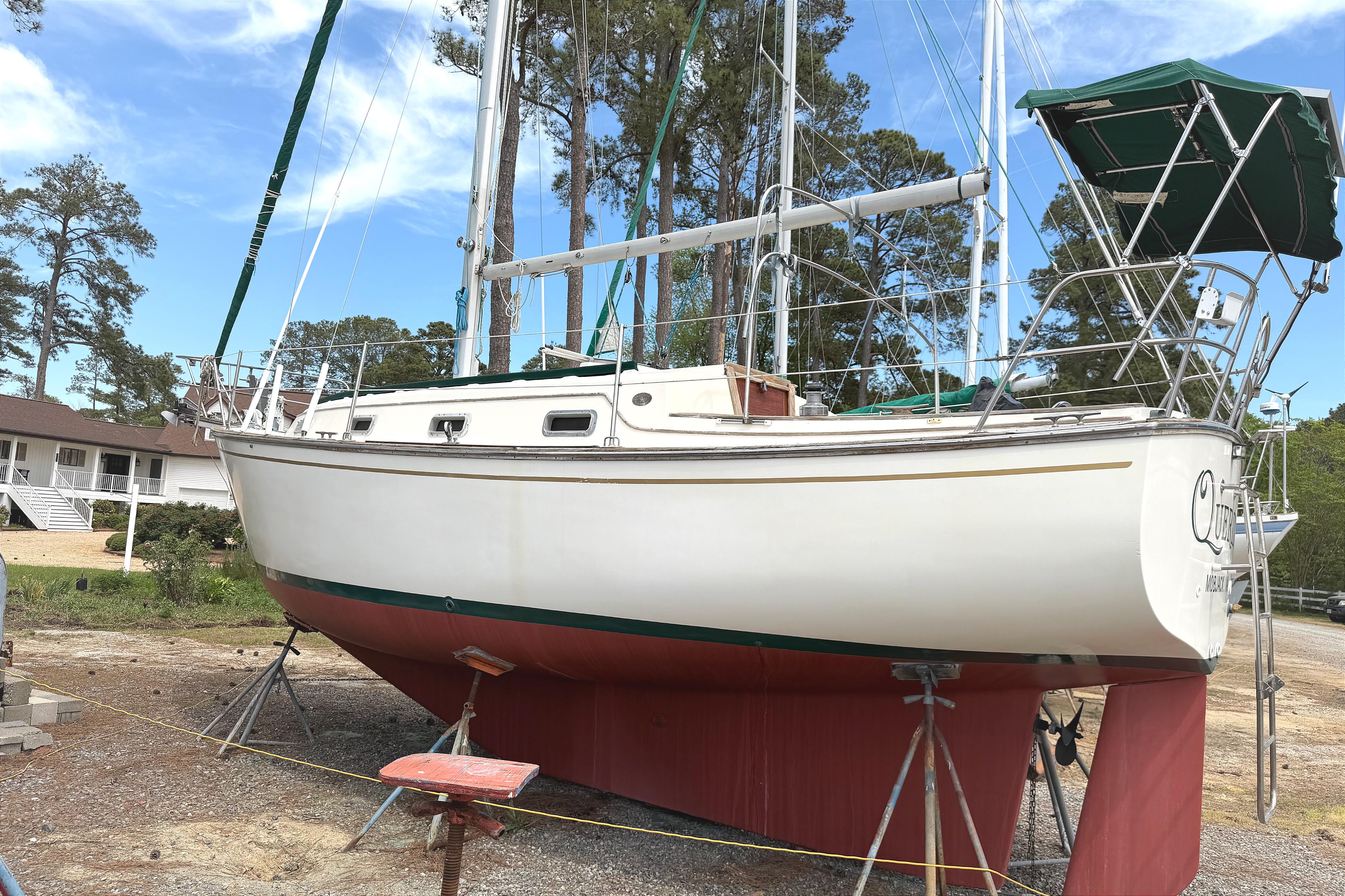 1984 Island Packet SP Cruiser