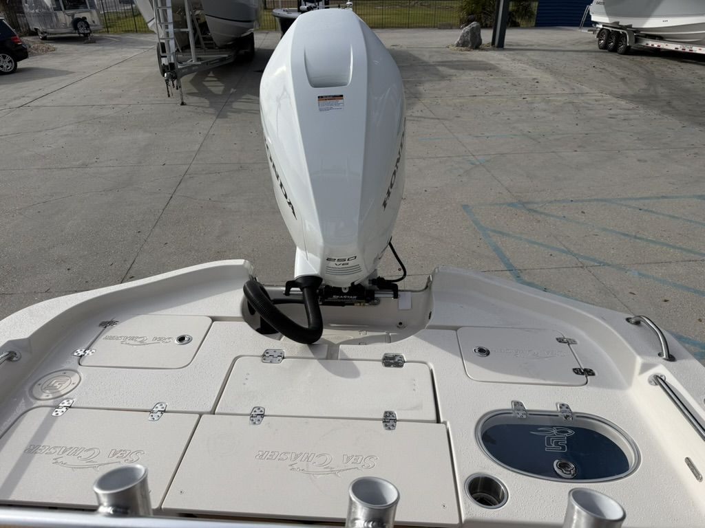 2026 Sea Chaser 23 LX - 11