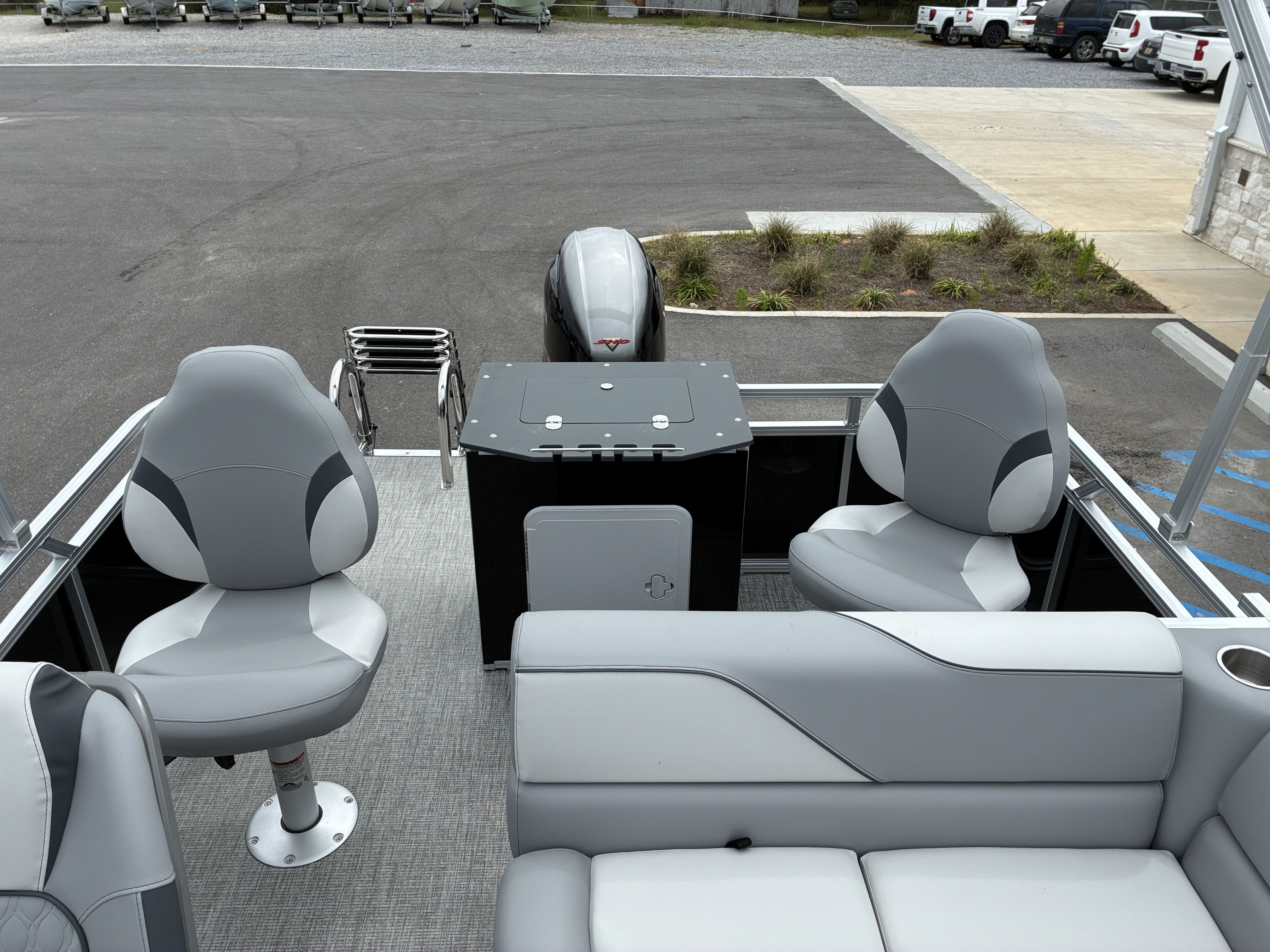 2026 Avalon Venture Quad Fish - 19' - 14