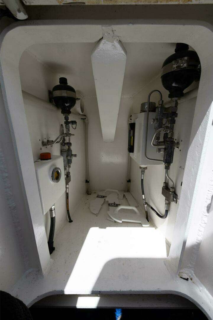 2001 Vitters Aft Cockpit - Image 47