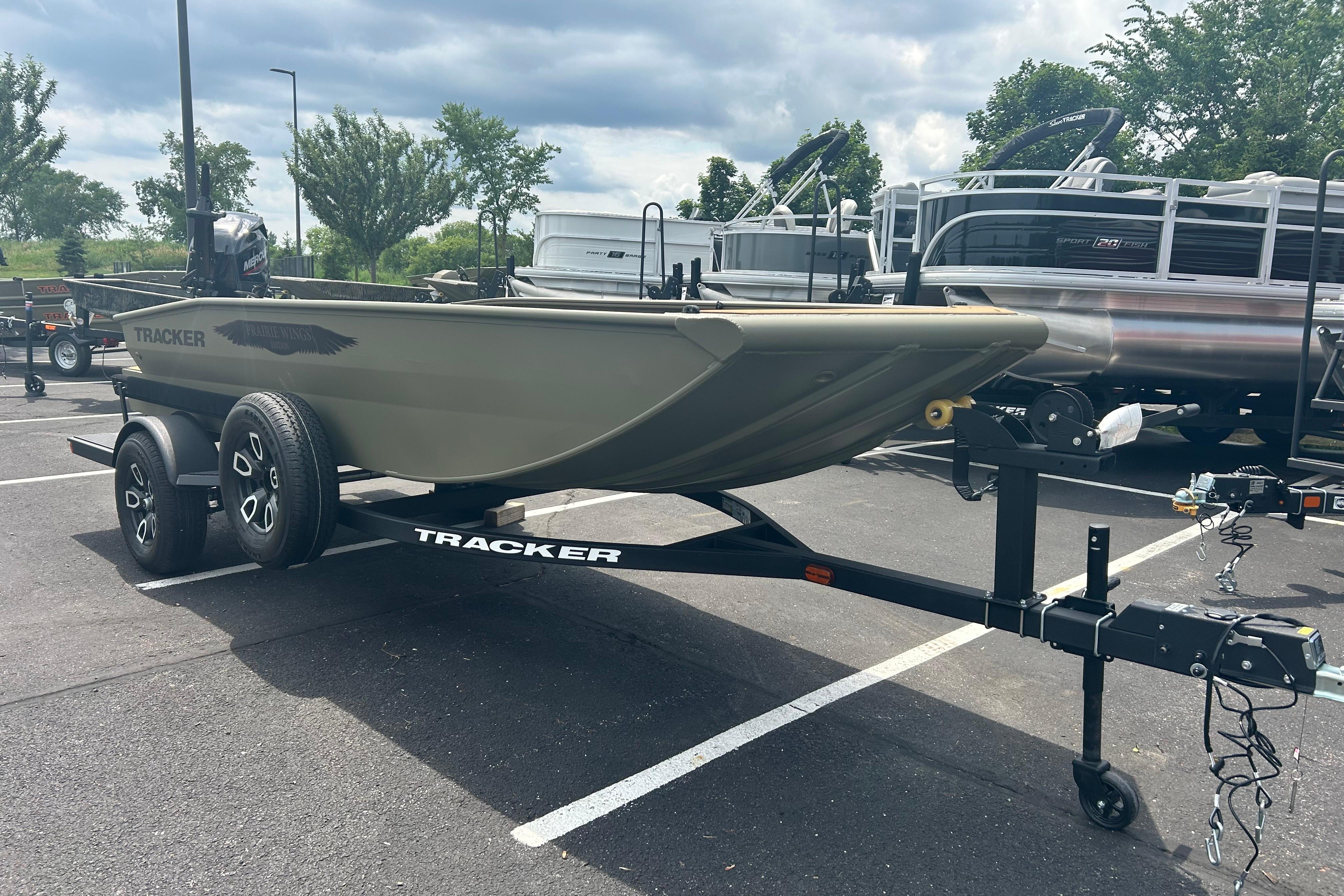 2026 Tracker Grizzly 1650 T Prairie Wings Edition