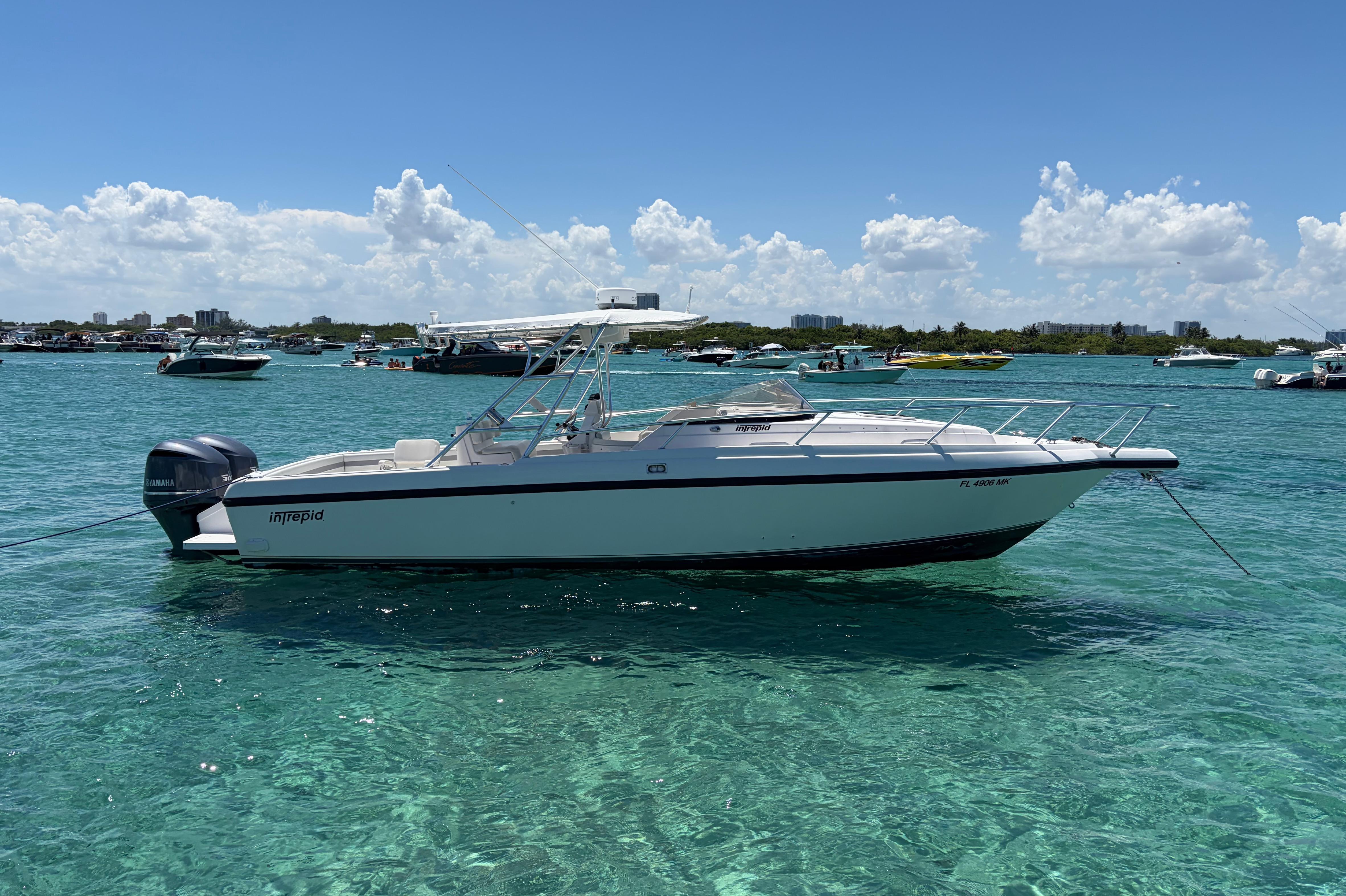 1998 Intrepid 339 Walkaround