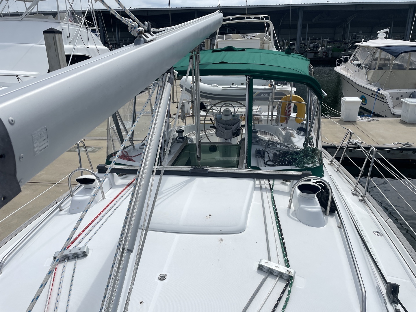 2007 Beneteau 423 - Image 9