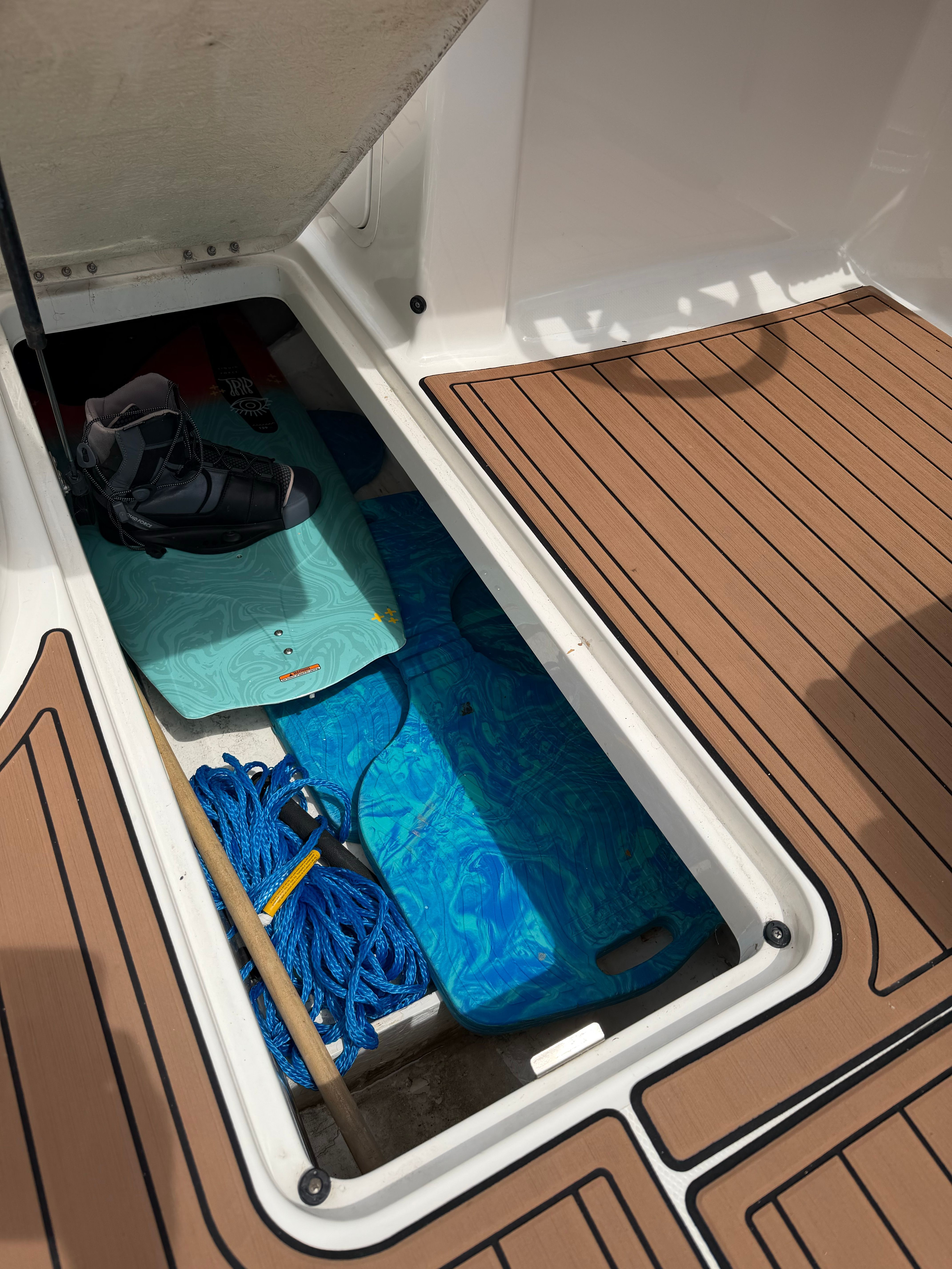 2018 Bayliner 210 Deck Boat - 6
