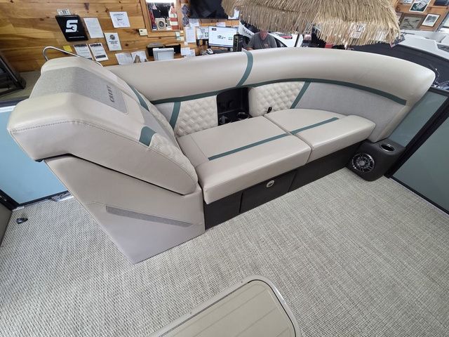 2026 Crest Conquest 230 SLS Tri-Toon 200hp, Trailer and Exten - 35