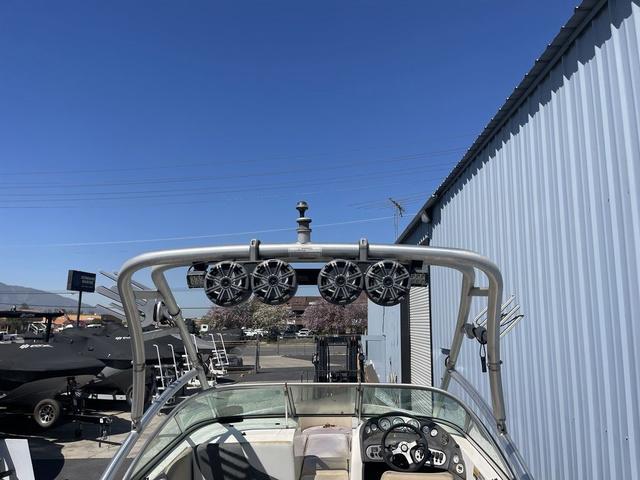 2004 Moomba Mobius XLV - 9