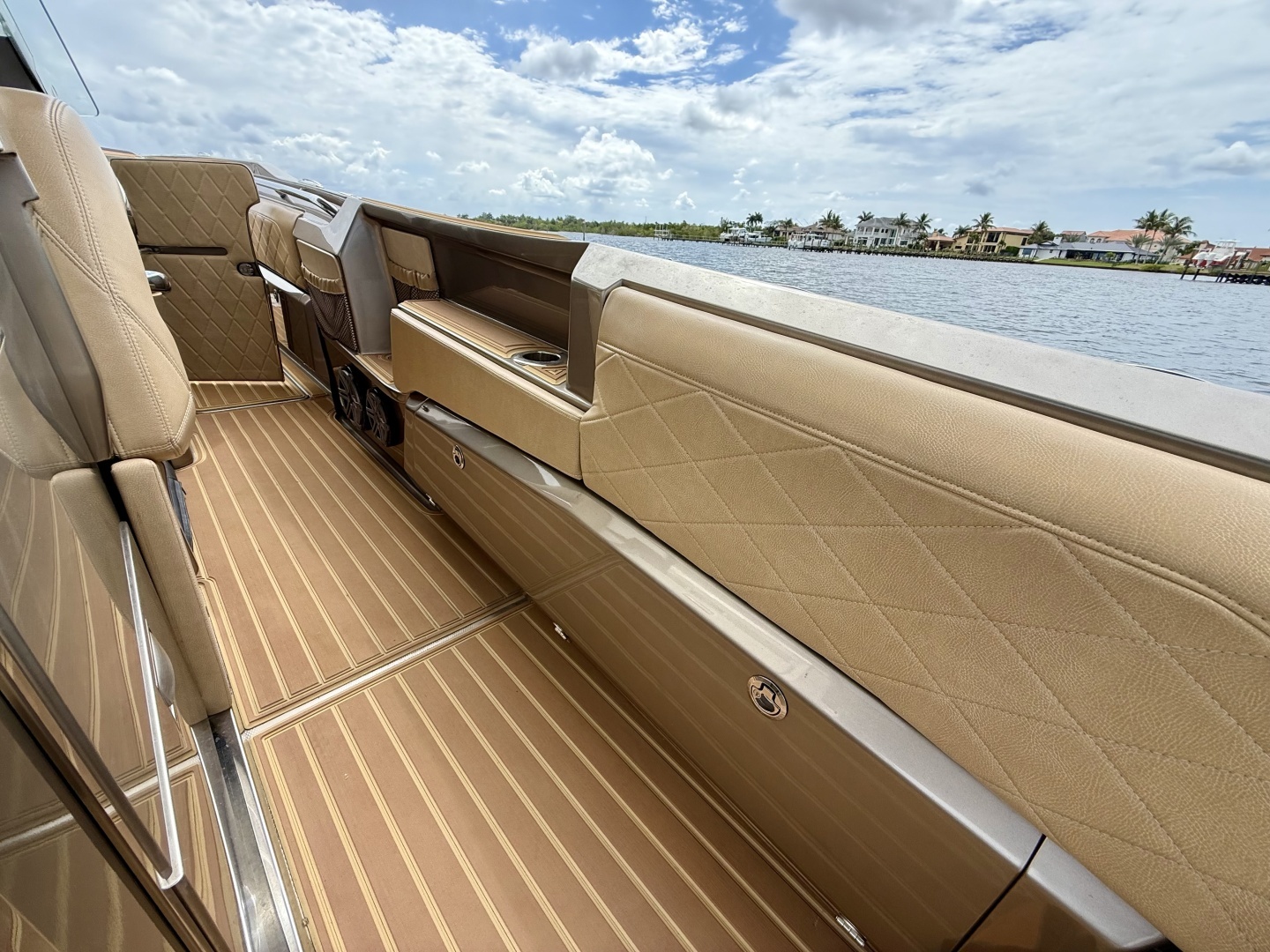 2020 Nor-Tech 550 SPORT CENTER CONSOLE - Image 52