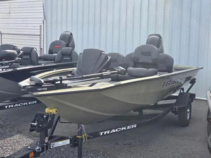 2026 Tracker Pro Team 175 Crappie Edition