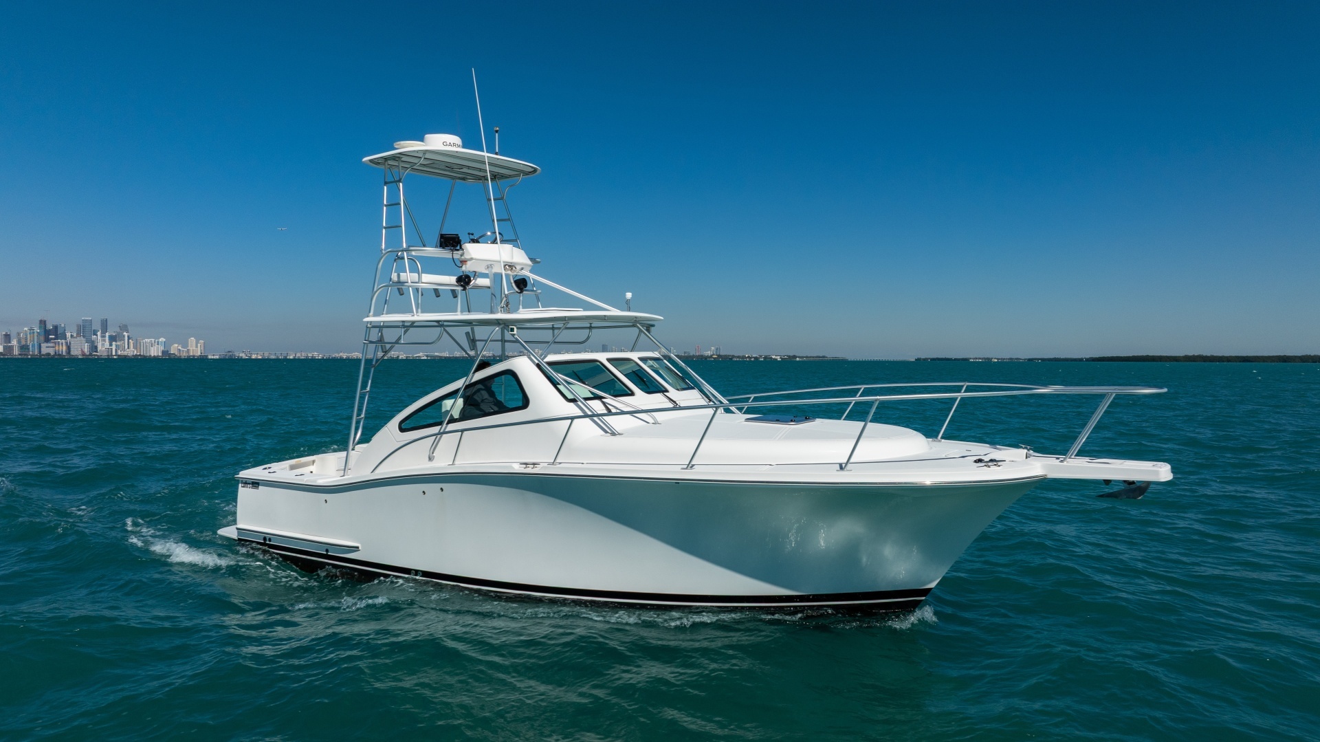2004 Luhrs 320 Open - Image 3