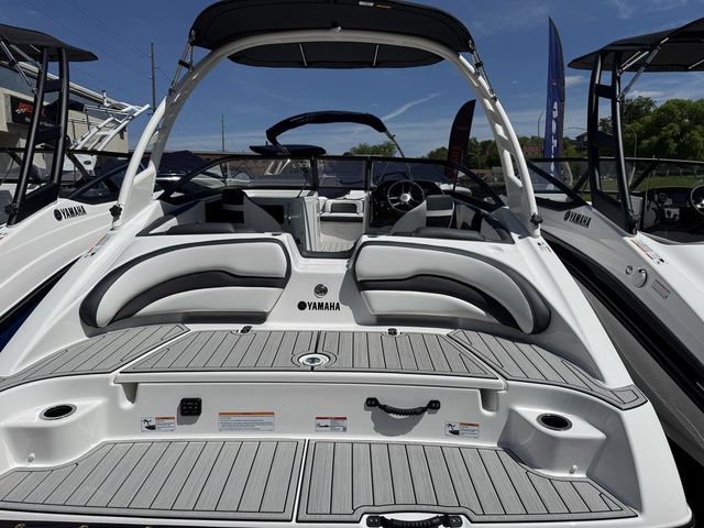 2026 Yamaha Boats 195S - 3